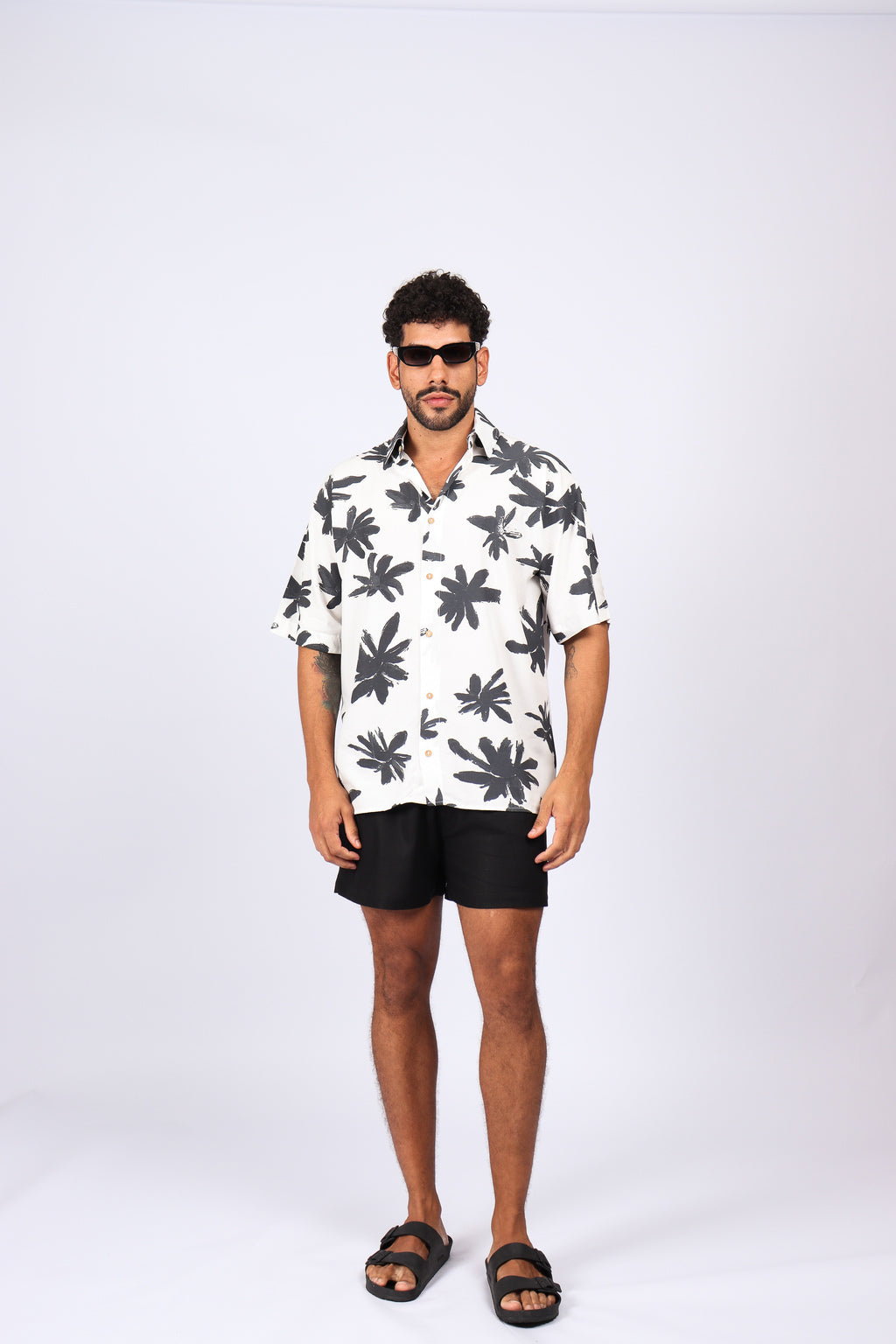 Camisa Over Estampada Flores Off White