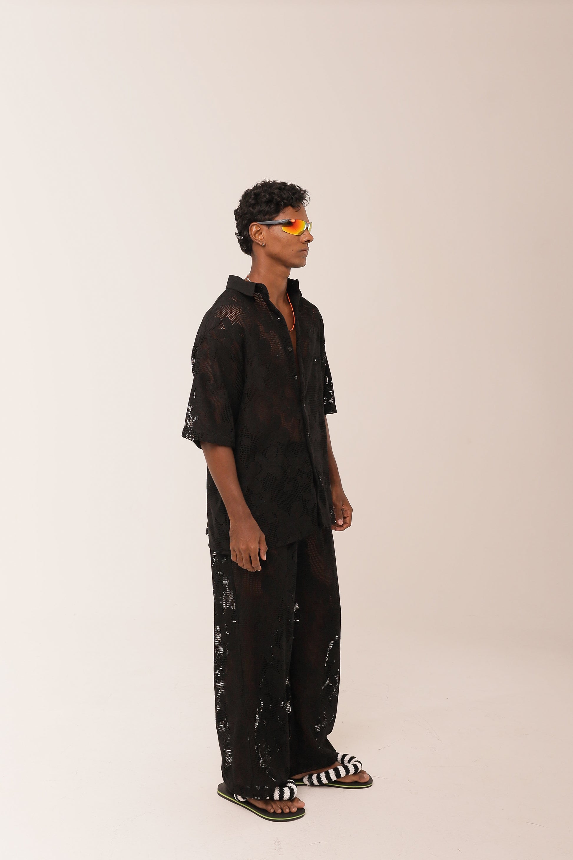 Camisa Ampla Tela Floral Preta