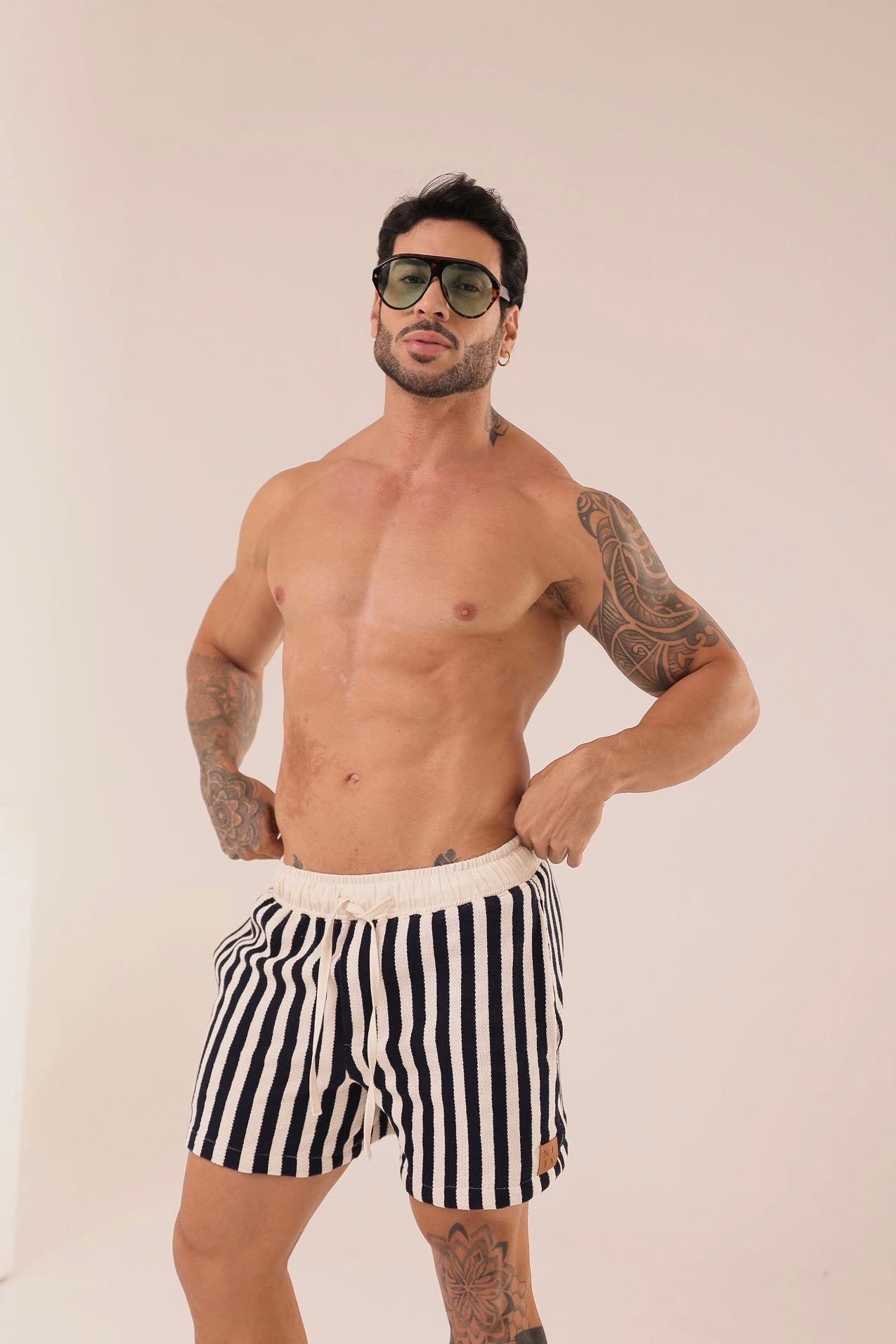 Short Listrado Marinhoㅤ ㅤㅤㅤㅤㅤㅤㅤㅤㅤㅤㅤ