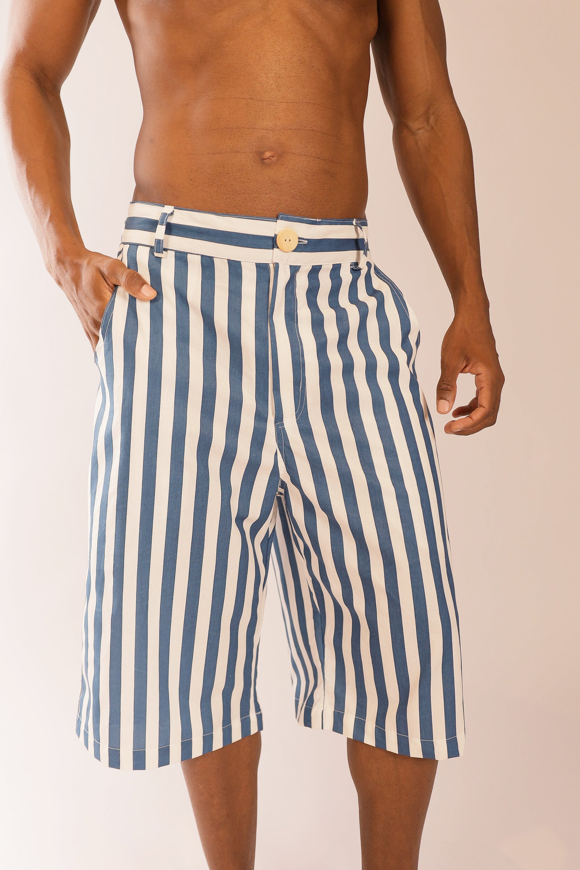 Bermuda Oversized Listras Azul