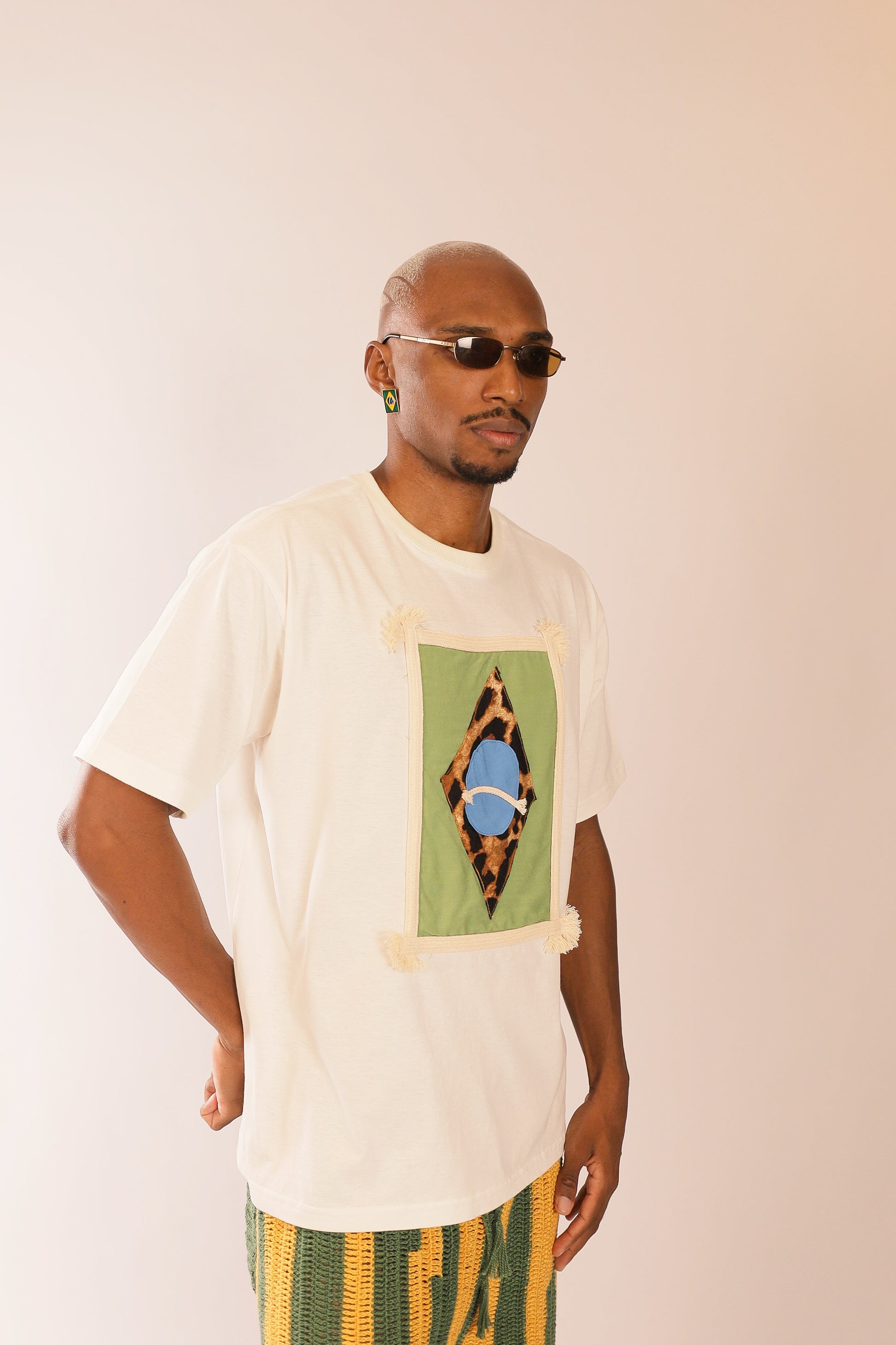 T-Shirt Over Patch Brasil