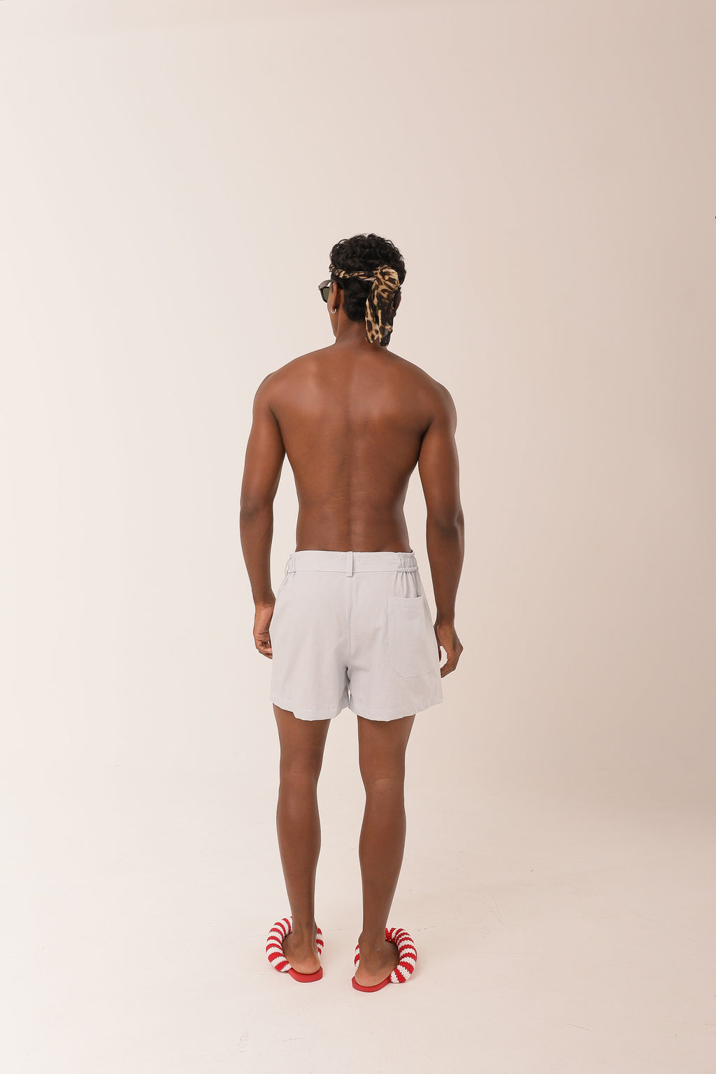 Short Linho Nervuras Azul Claro