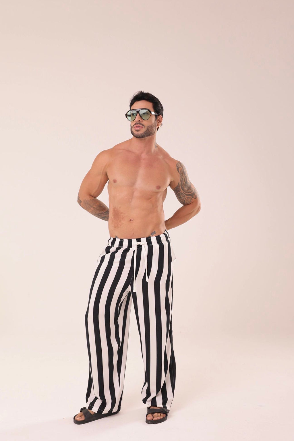 Calça Reta Listras Preta