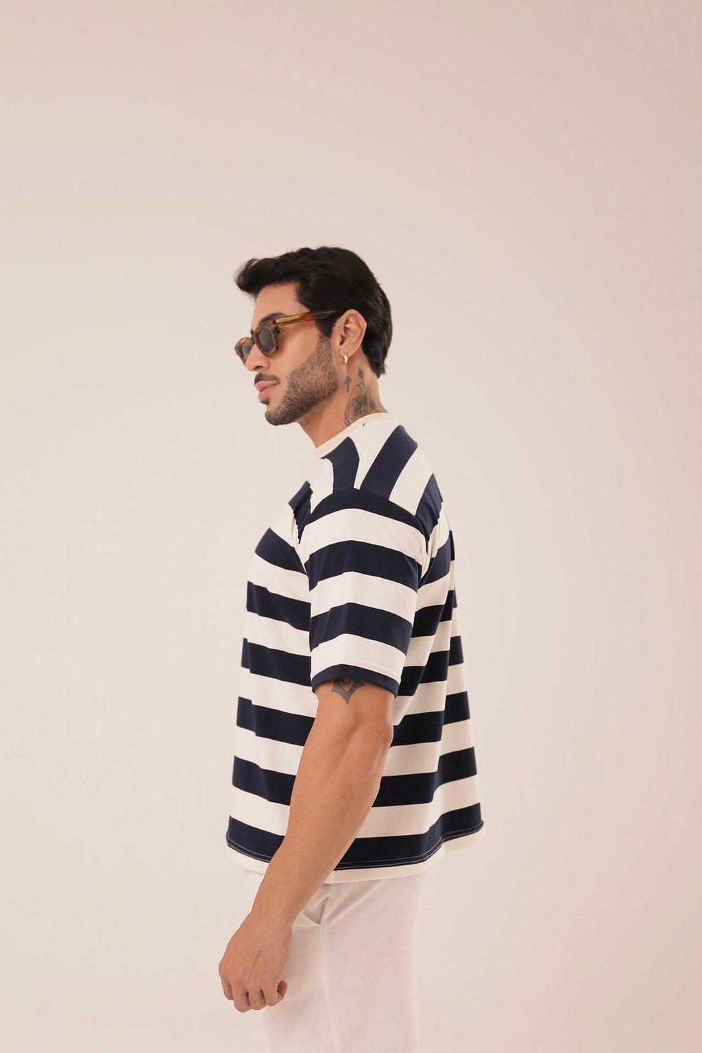 T-shirt Listras Marinhoㅤ ㅤㅤㅤㅤㅤㅤㅤㅤㅤㅤㅤ