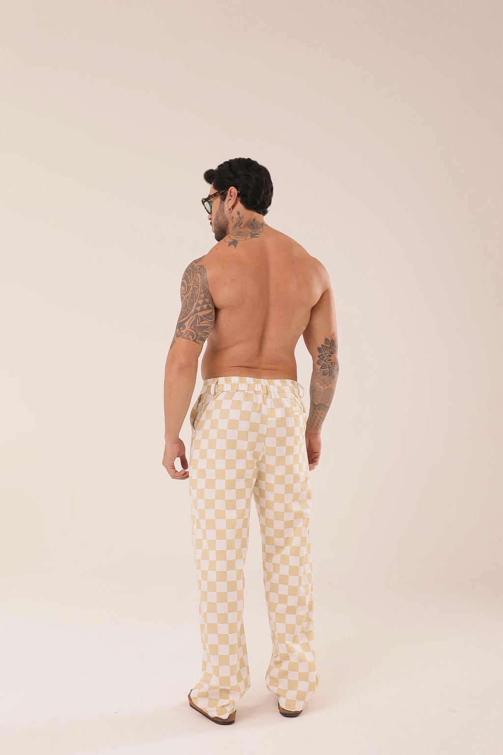 Calça Linho Alfaiataria de Grid Amarelaㅤ