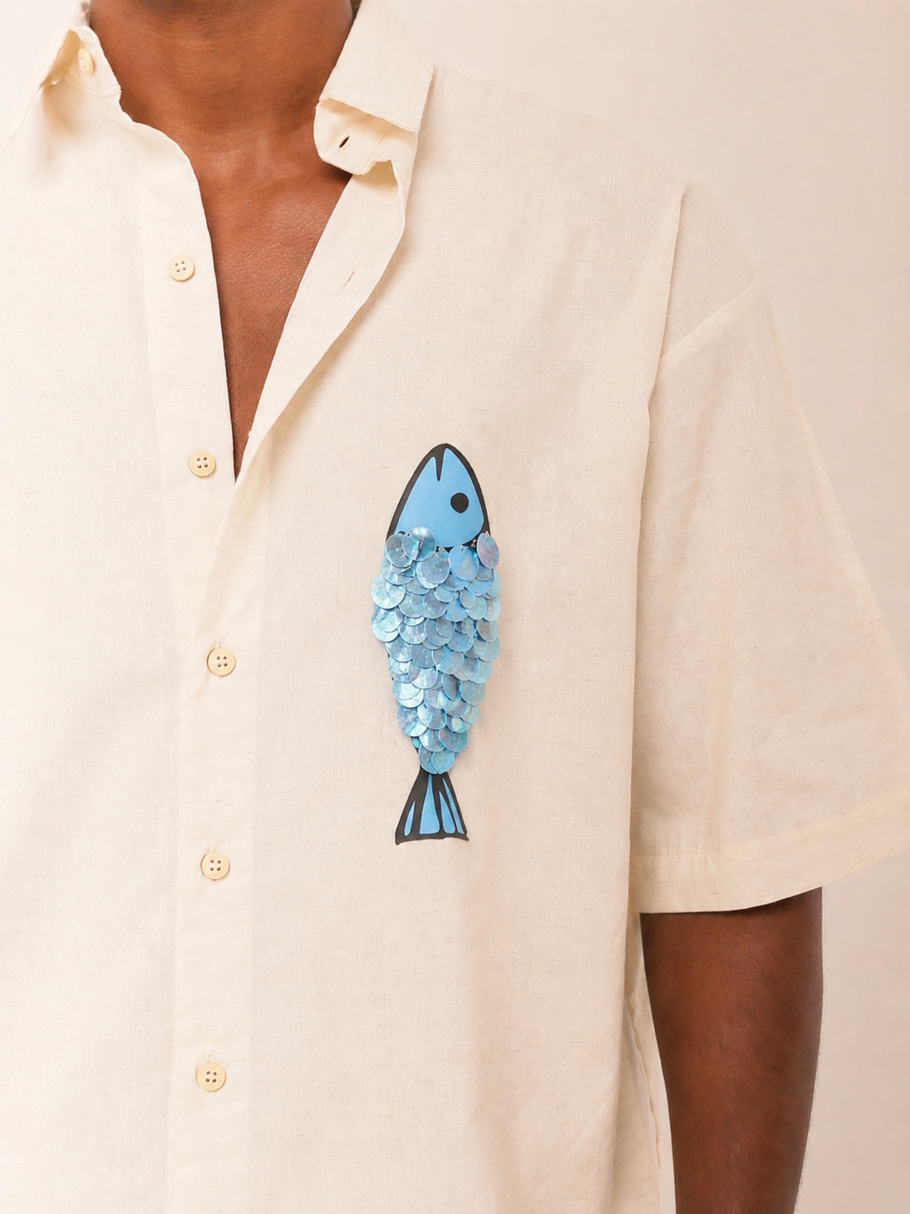 Camisa Linho Peixe Escamas de Madrepérola