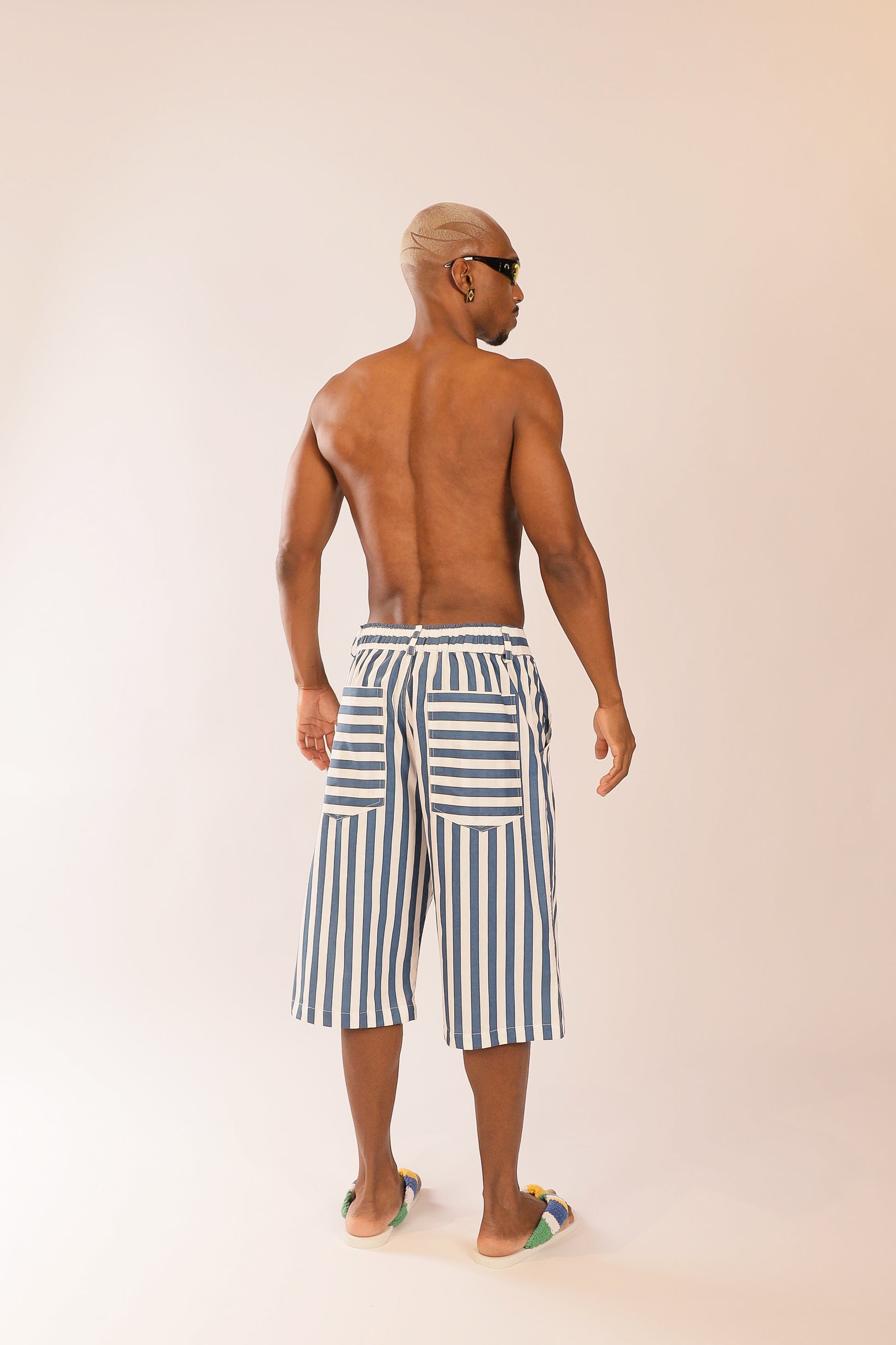 Bermuda Oversized Listras Azul