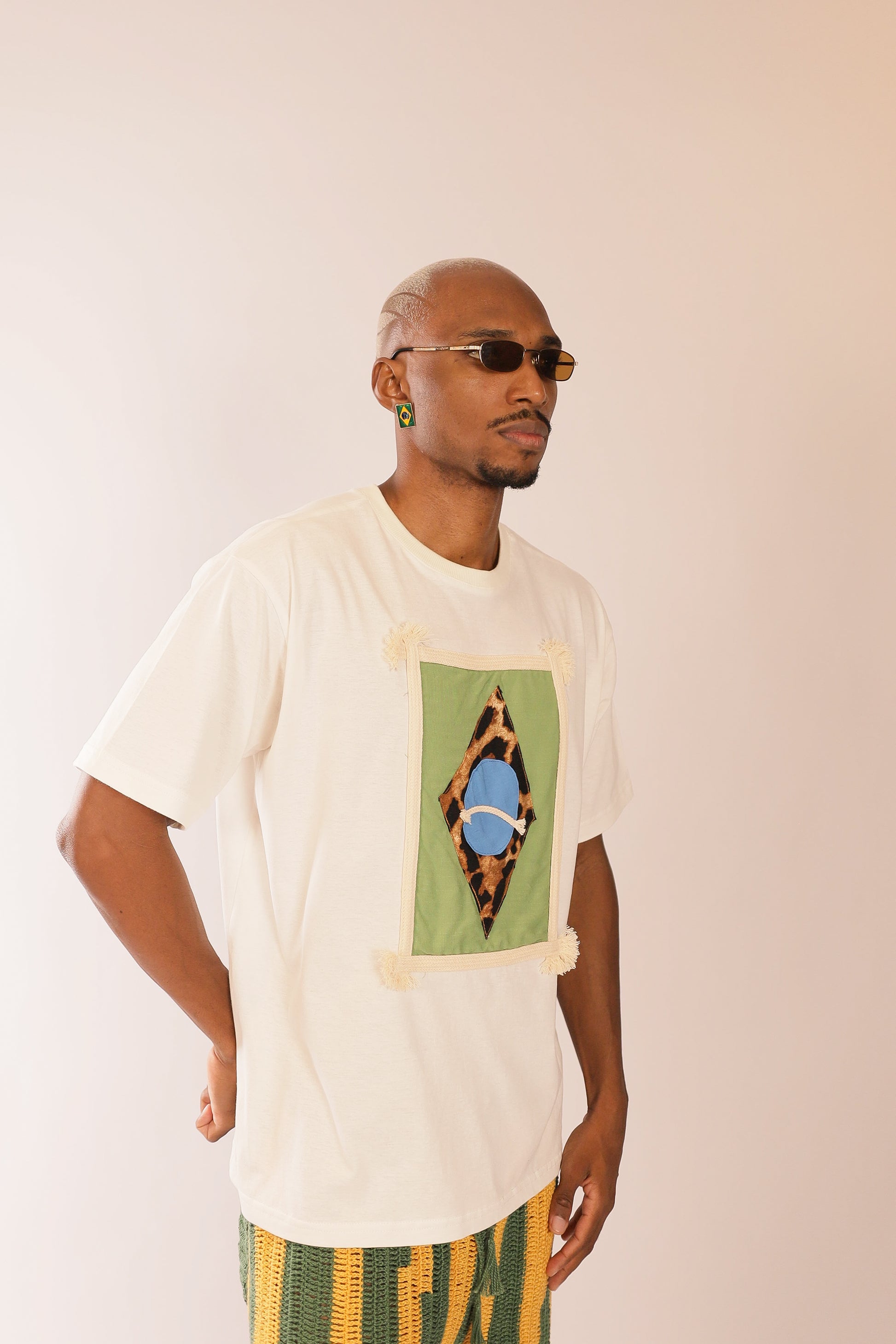 T-Shirt Over Patch Brasil