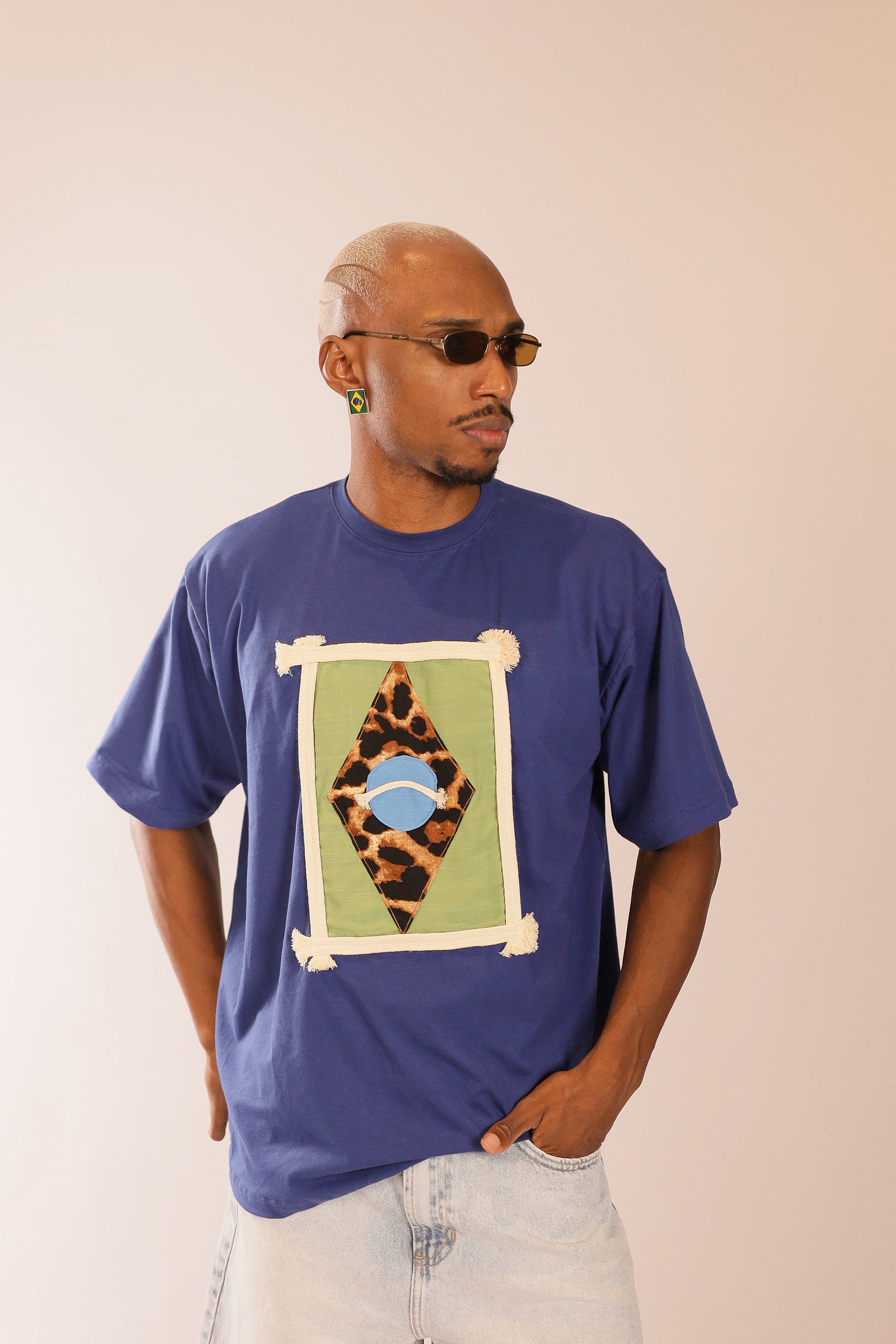 T-Shirt Over Patch Brasil