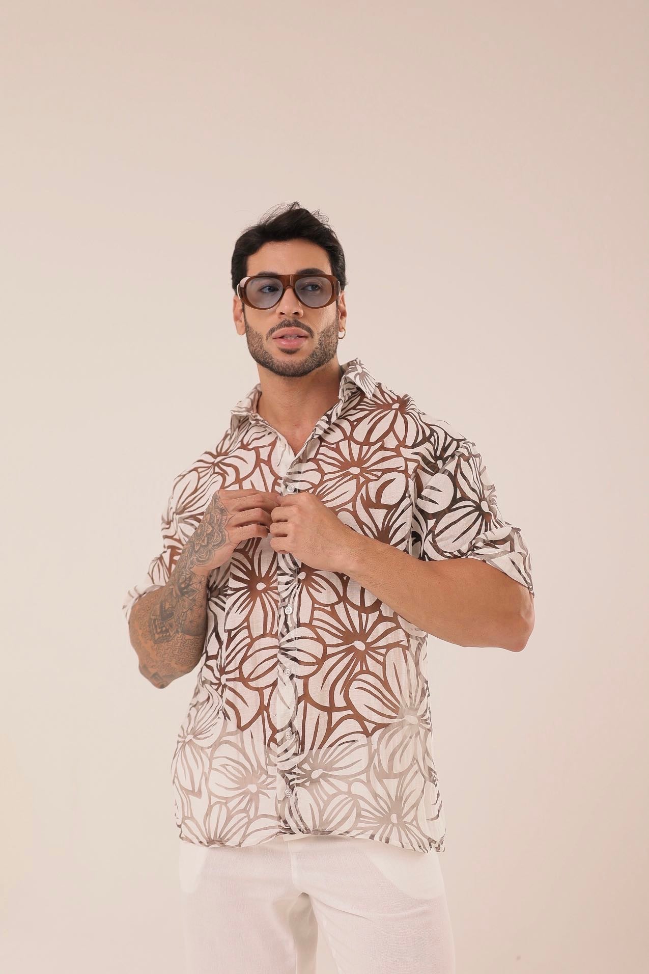 Camisa Ampla Flores Off ㅤ ㅤㅤㅤㅤㅤㅤㅤㅤㅤㅤㅤ