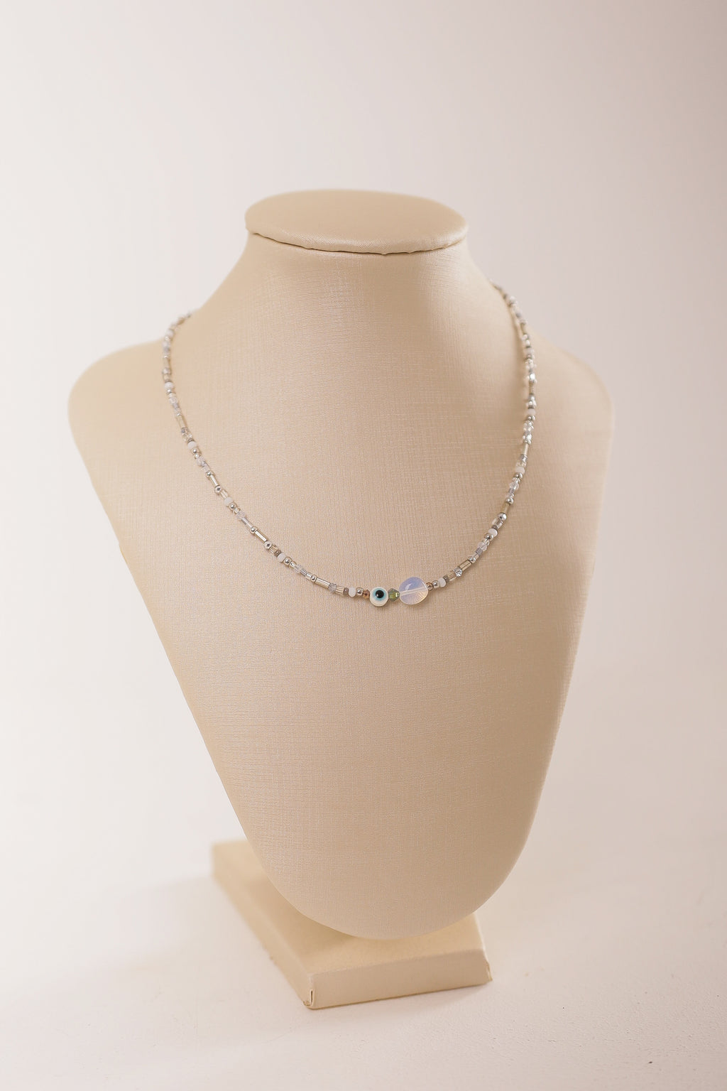 Choker Olho Grego Cinza