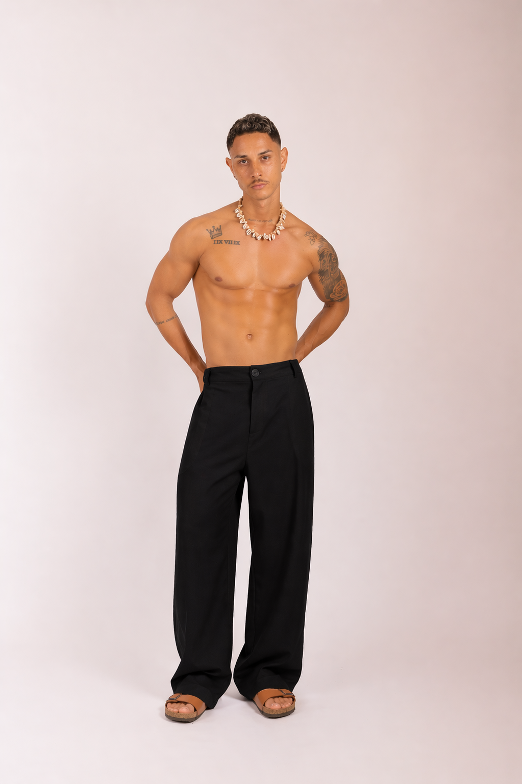 Calça Linho com Pregas Laterais Preta
