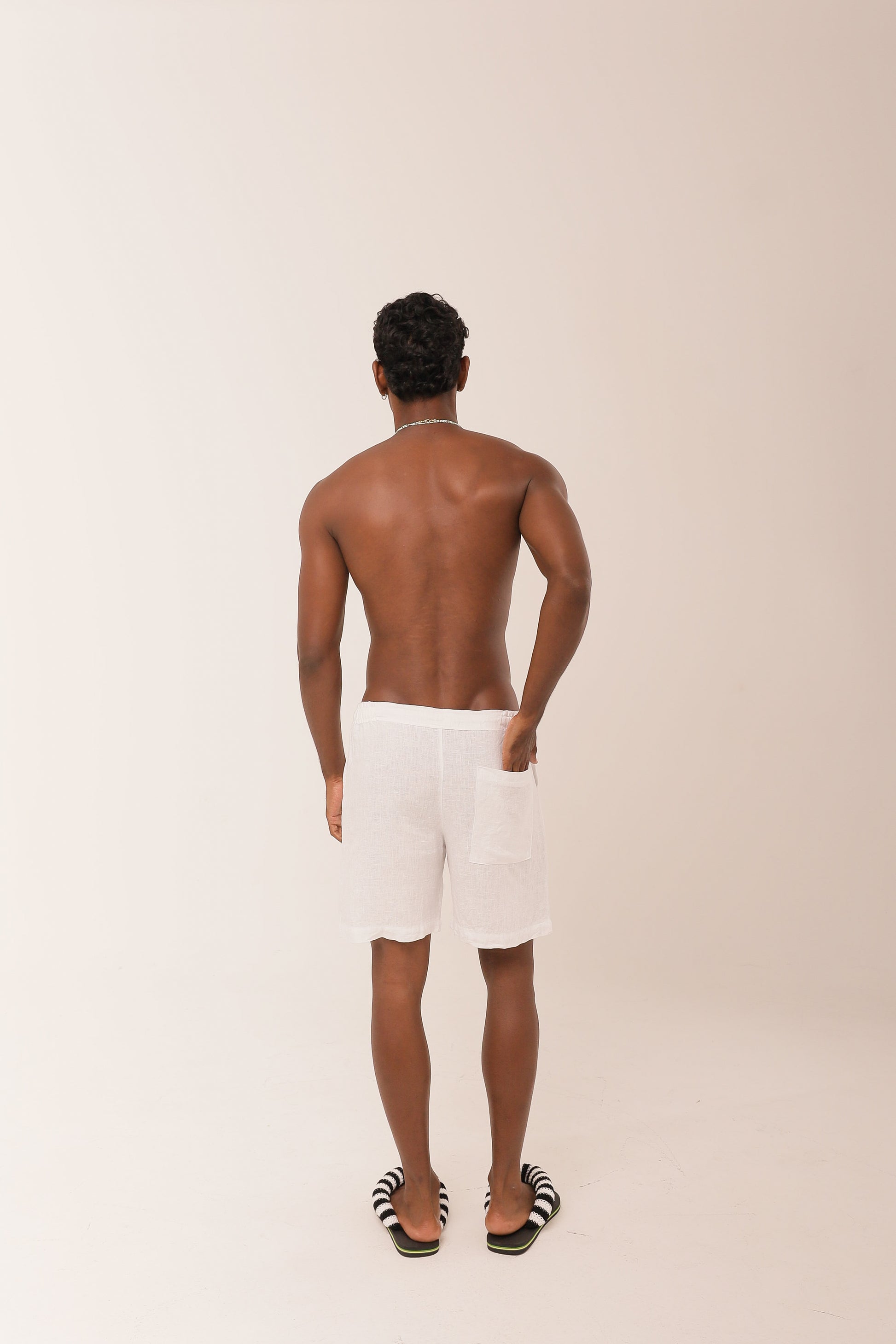 Short 100% Linho Off White