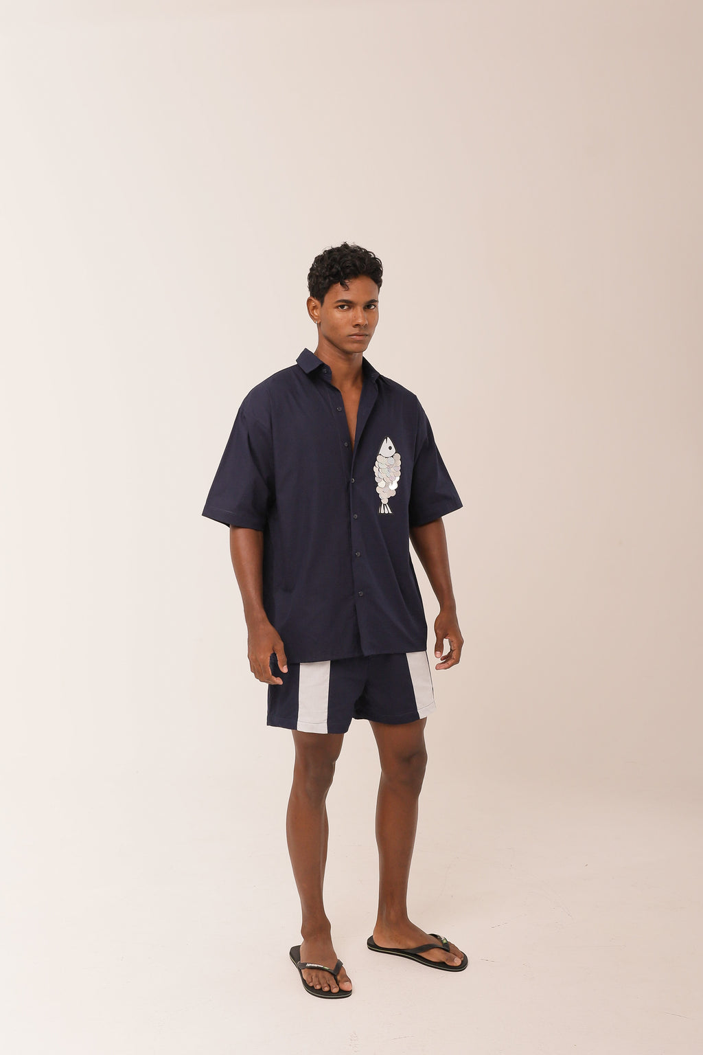 Camisa Linho Peixe Paetê Marinho