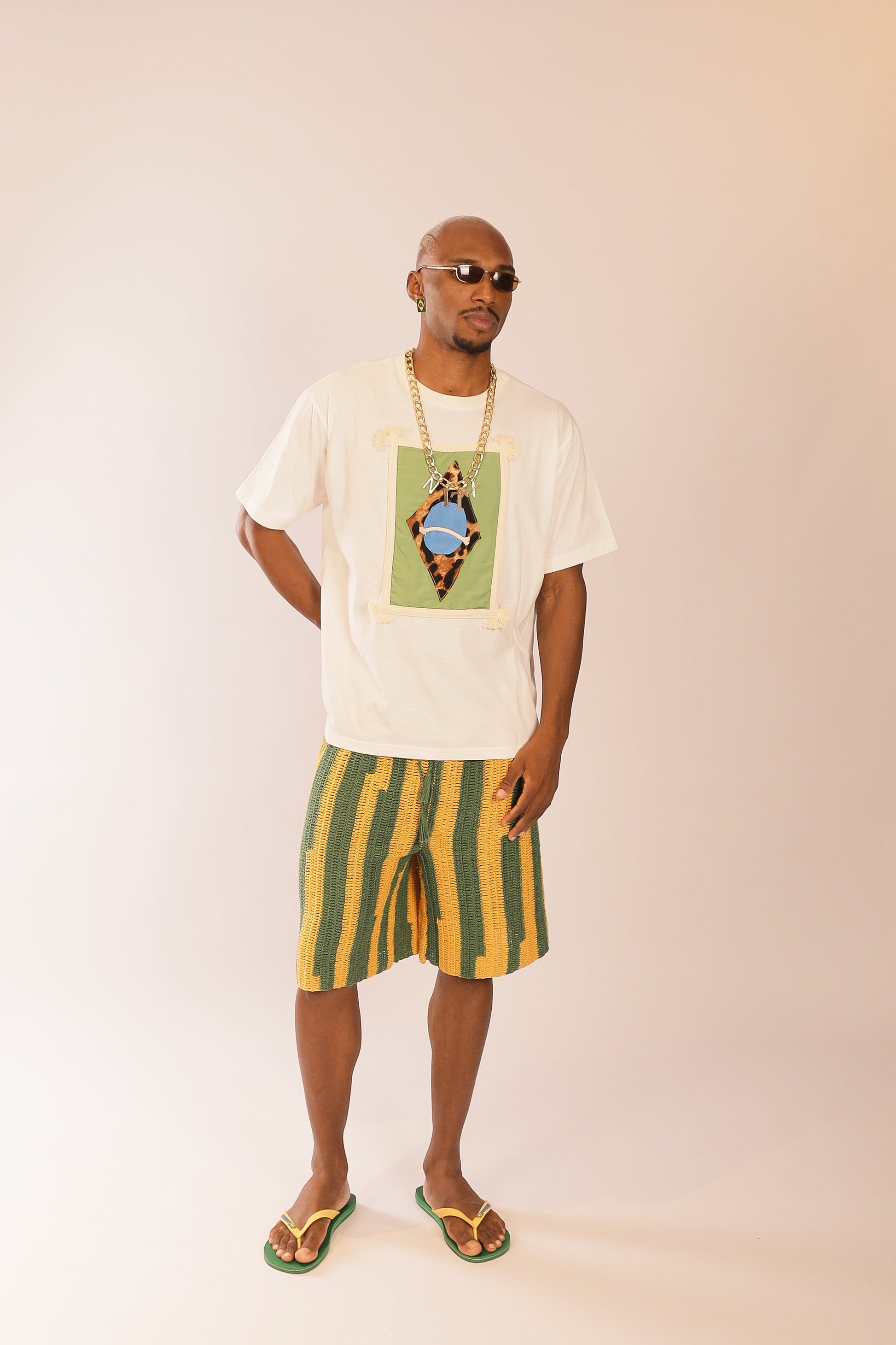 T-Shirt Over Patch Brasil