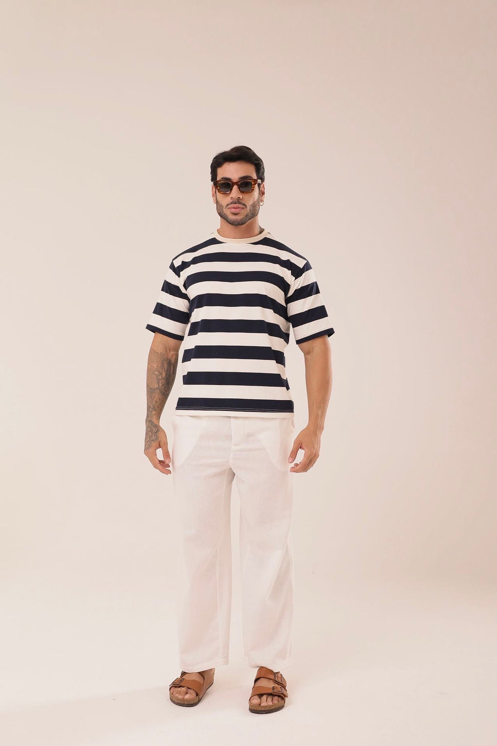 T-shirt Listras Marinhoㅤ ㅤㅤㅤㅤㅤㅤㅤㅤㅤㅤㅤ