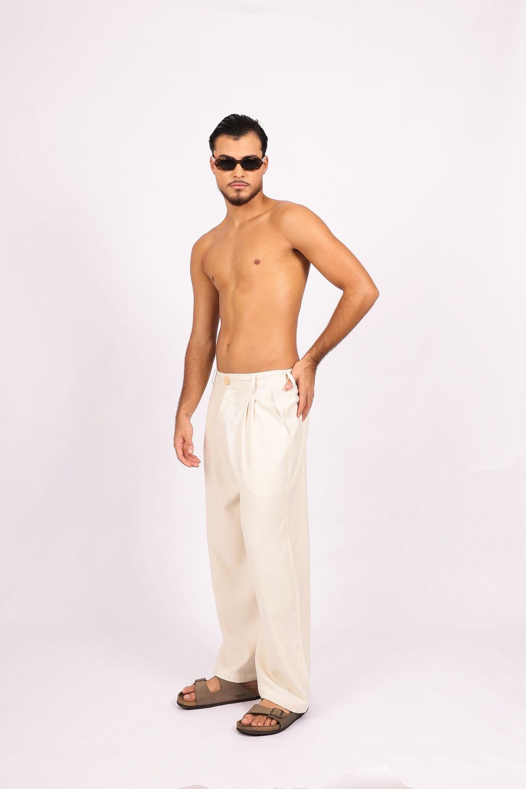 Calça Over Pregas Marfim