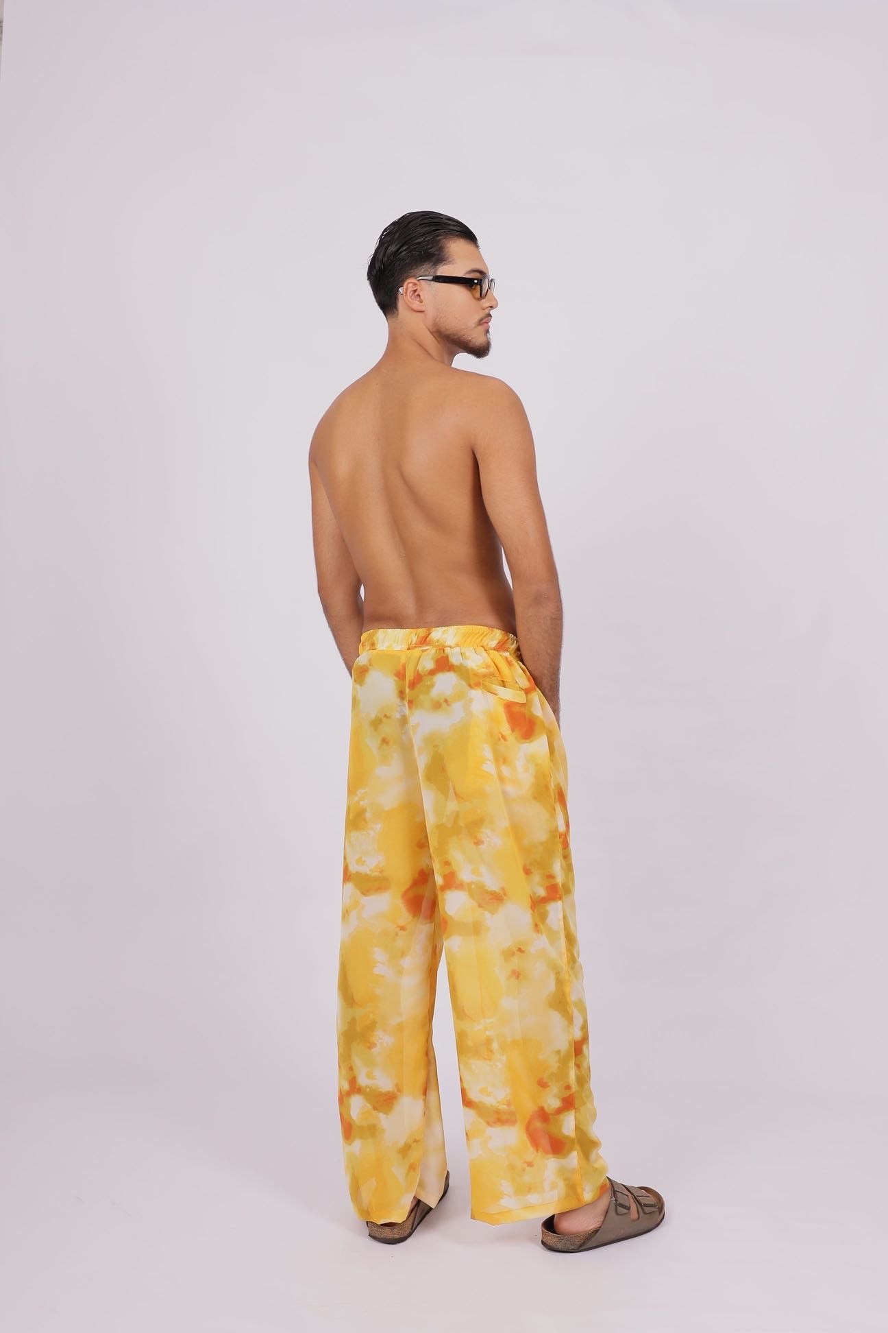 Calça Pregas Solar Amarela