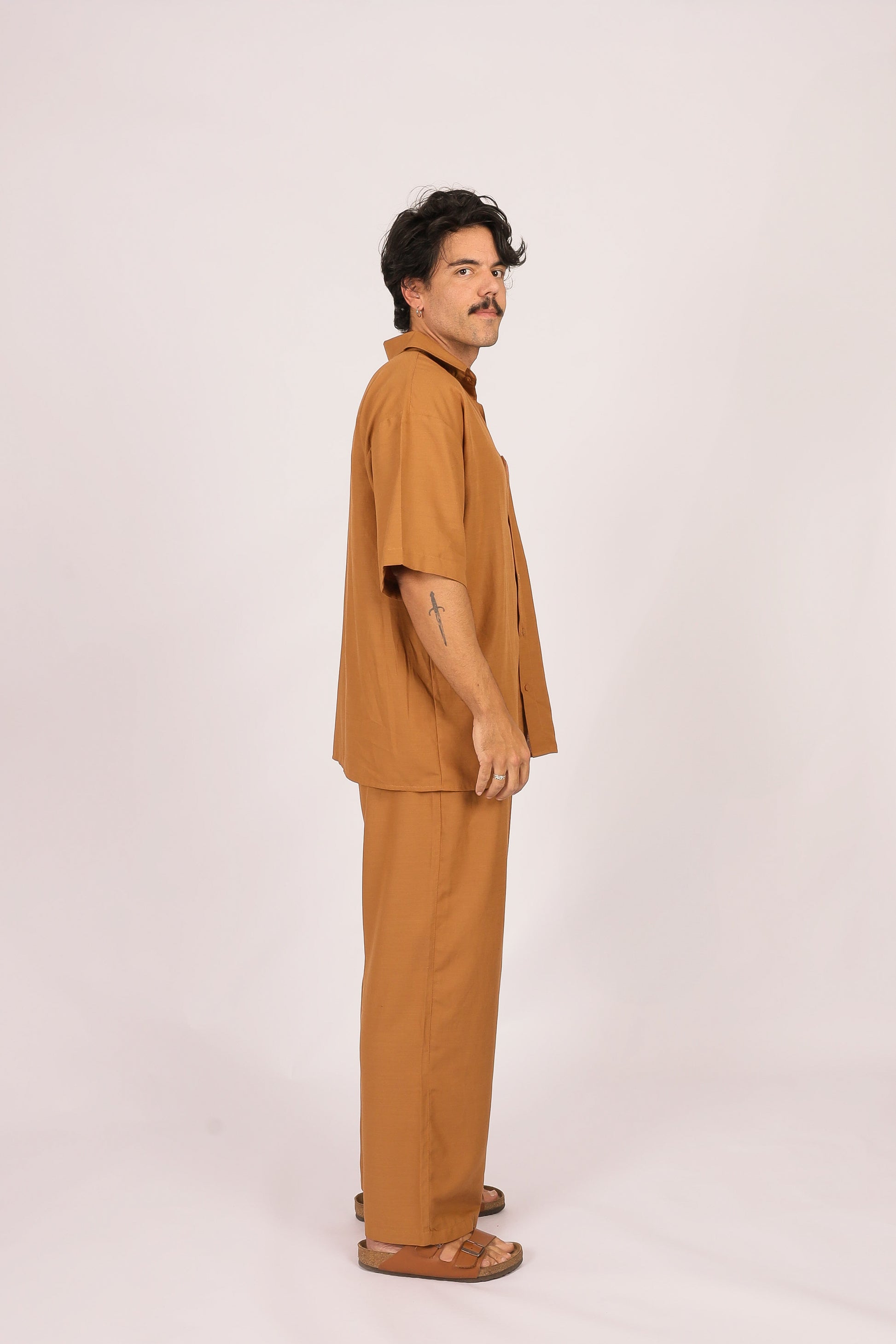 Camisa Ampla Franjas Marrom