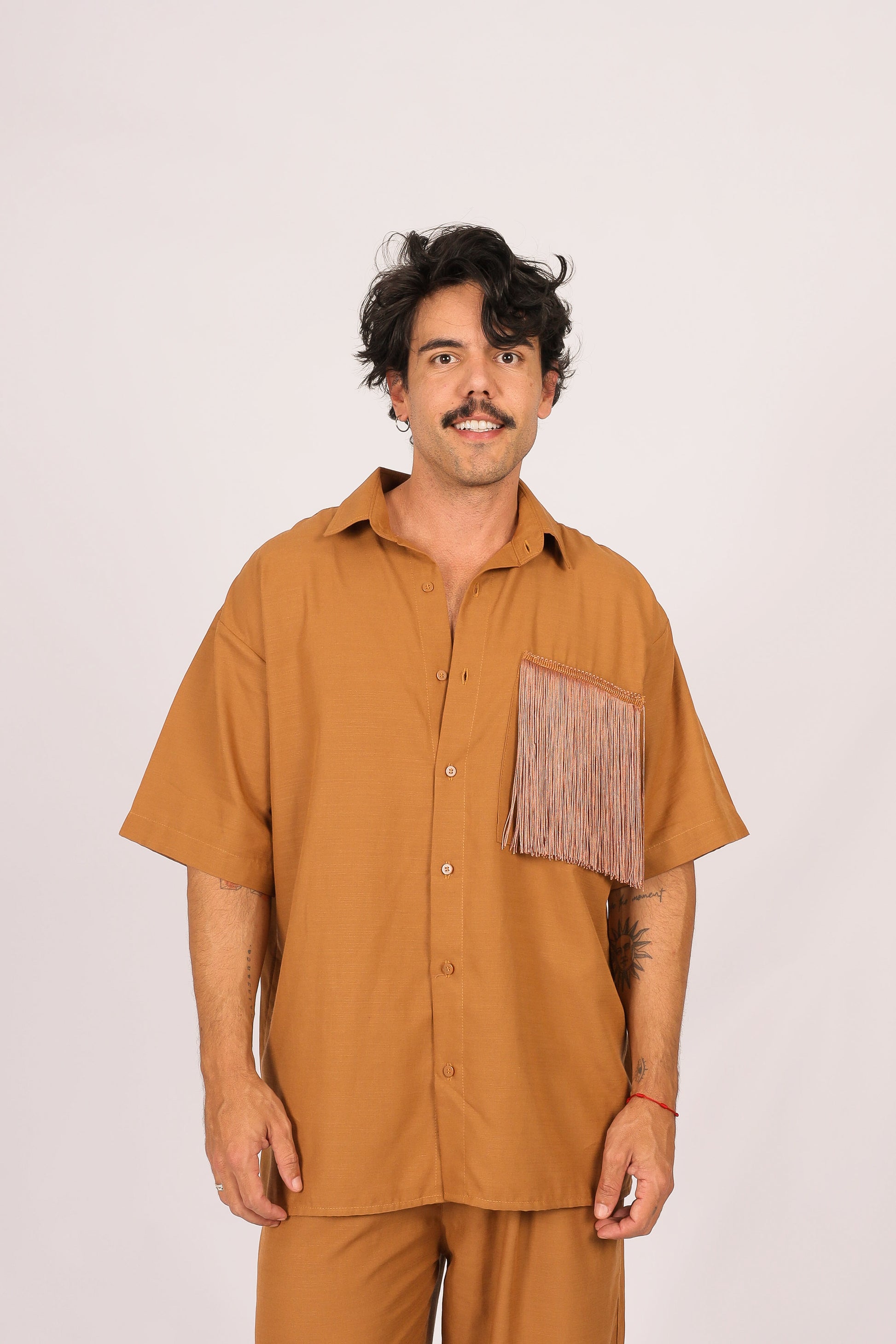 Camisa Ampla Franjas Marrom