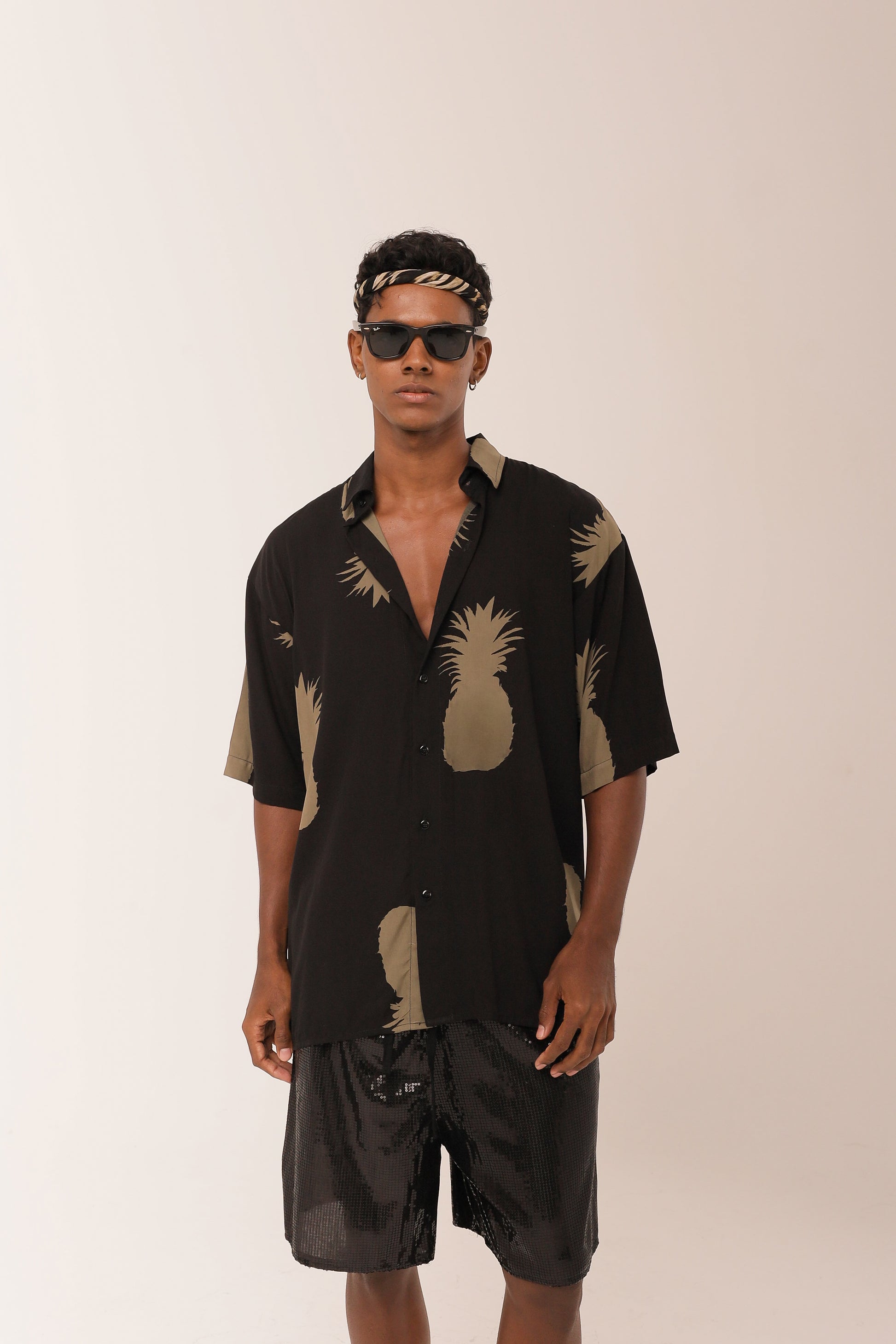 Camisa Ampla Abacaxi Preta