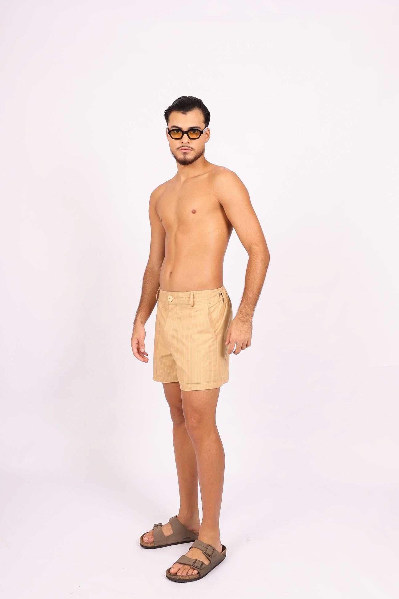 Short Alfaiataria Risca de Giz Bege