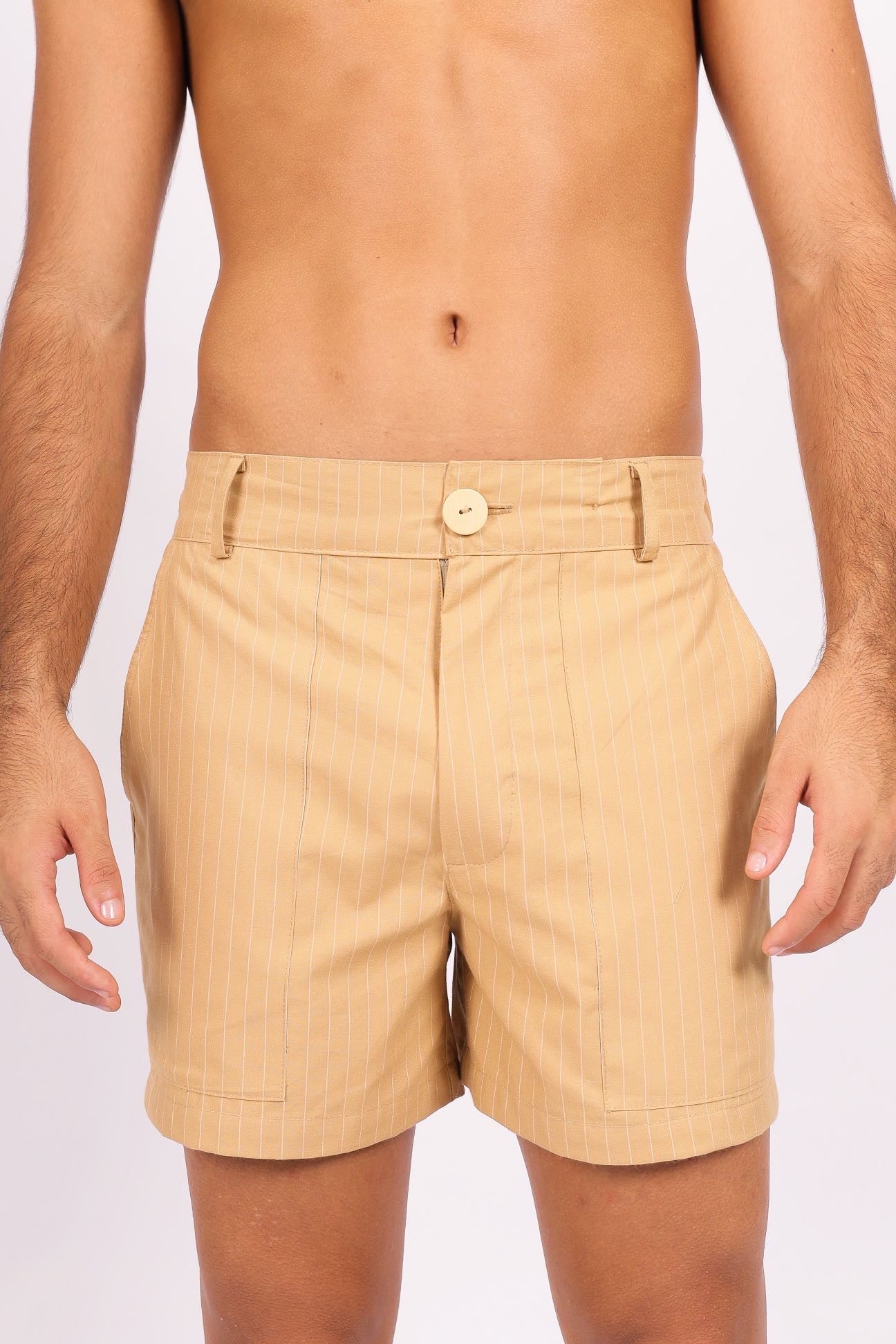 Short Alfaiataria Risca de Giz Bege