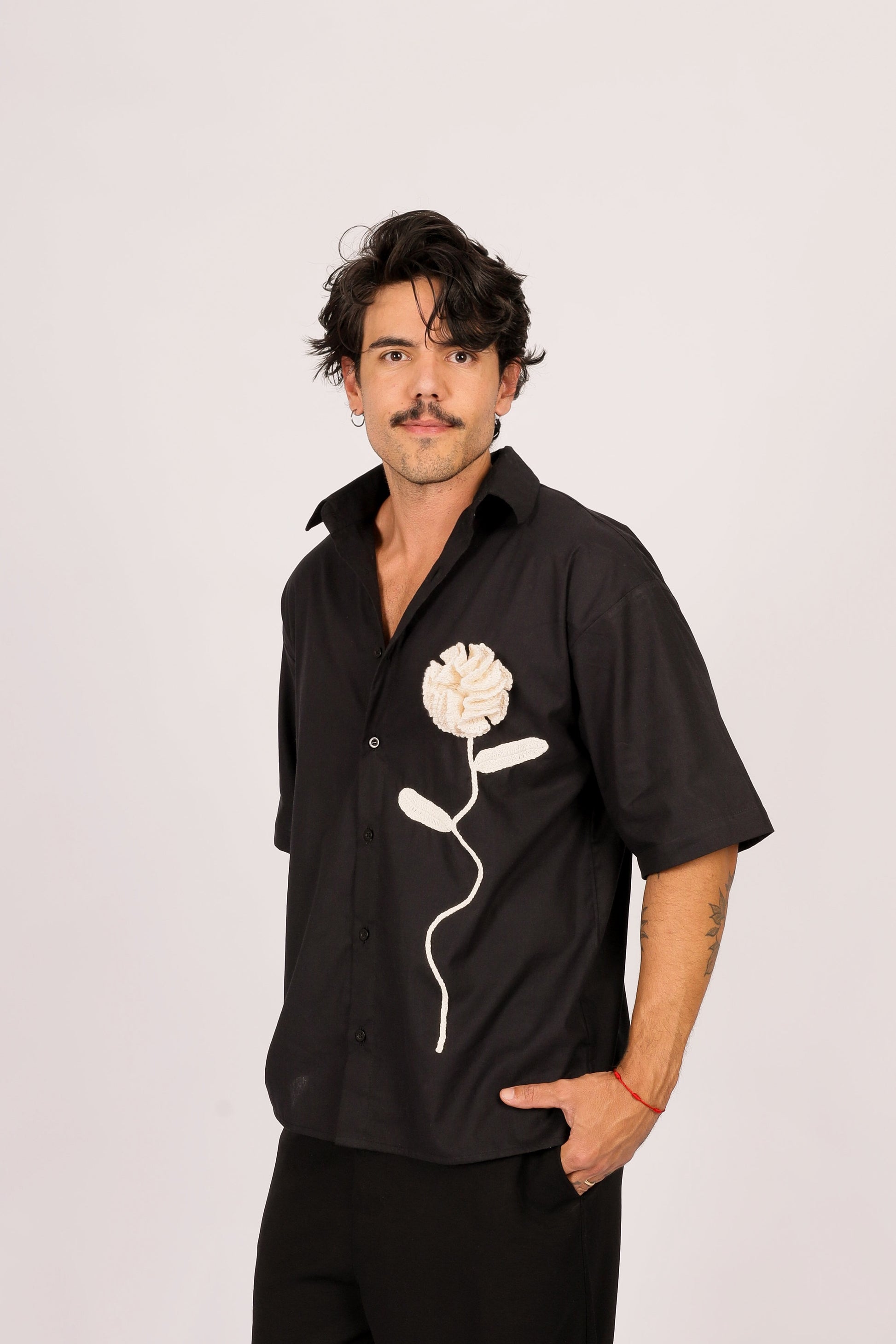 Camisa Linho Rosa Crochê Preta