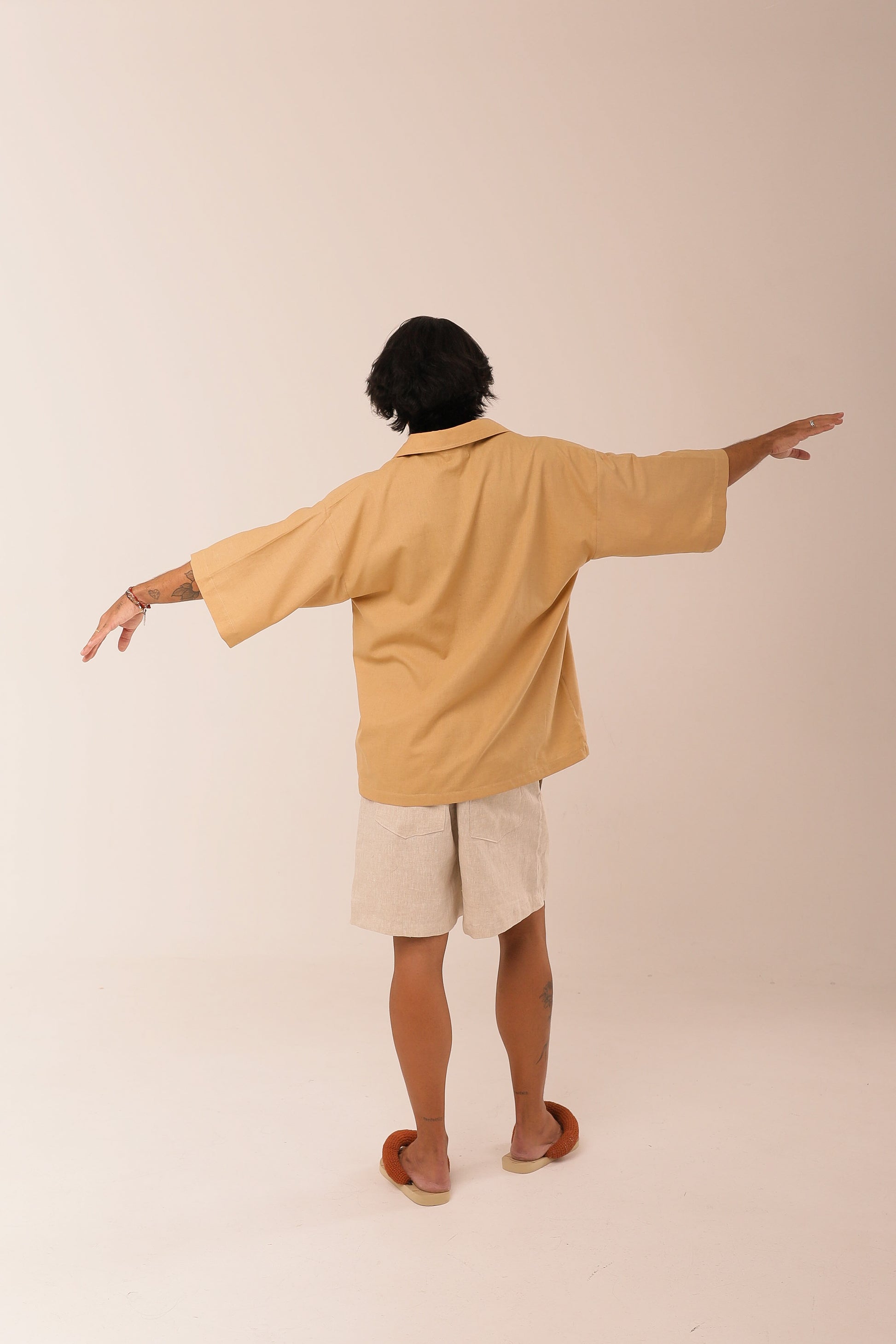 Camisa Ampla Linho Concha Sagrada Bege