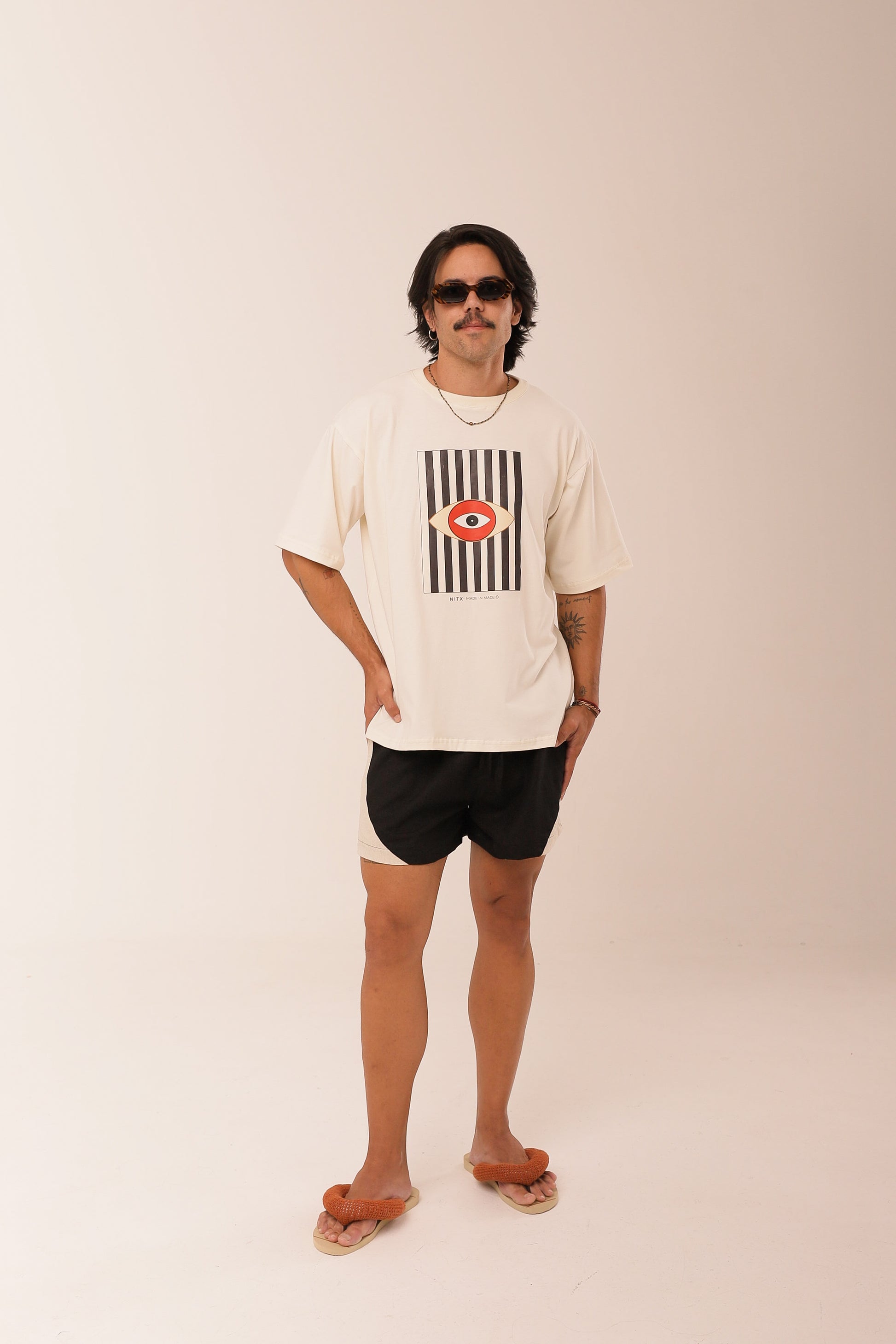 Short Linho Recorte Natural Preto