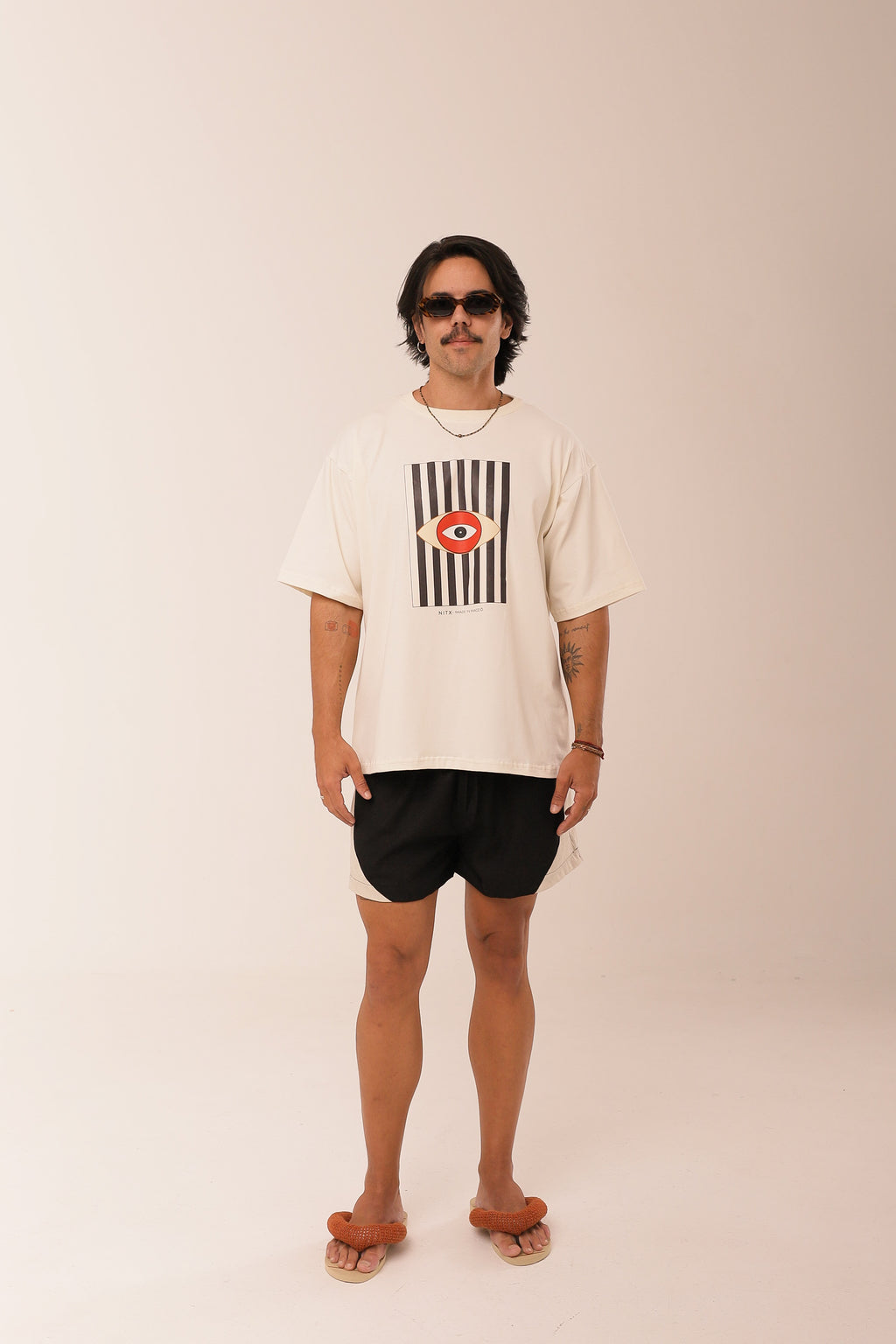 T-Shirt Over Olhar Sagrado Off White