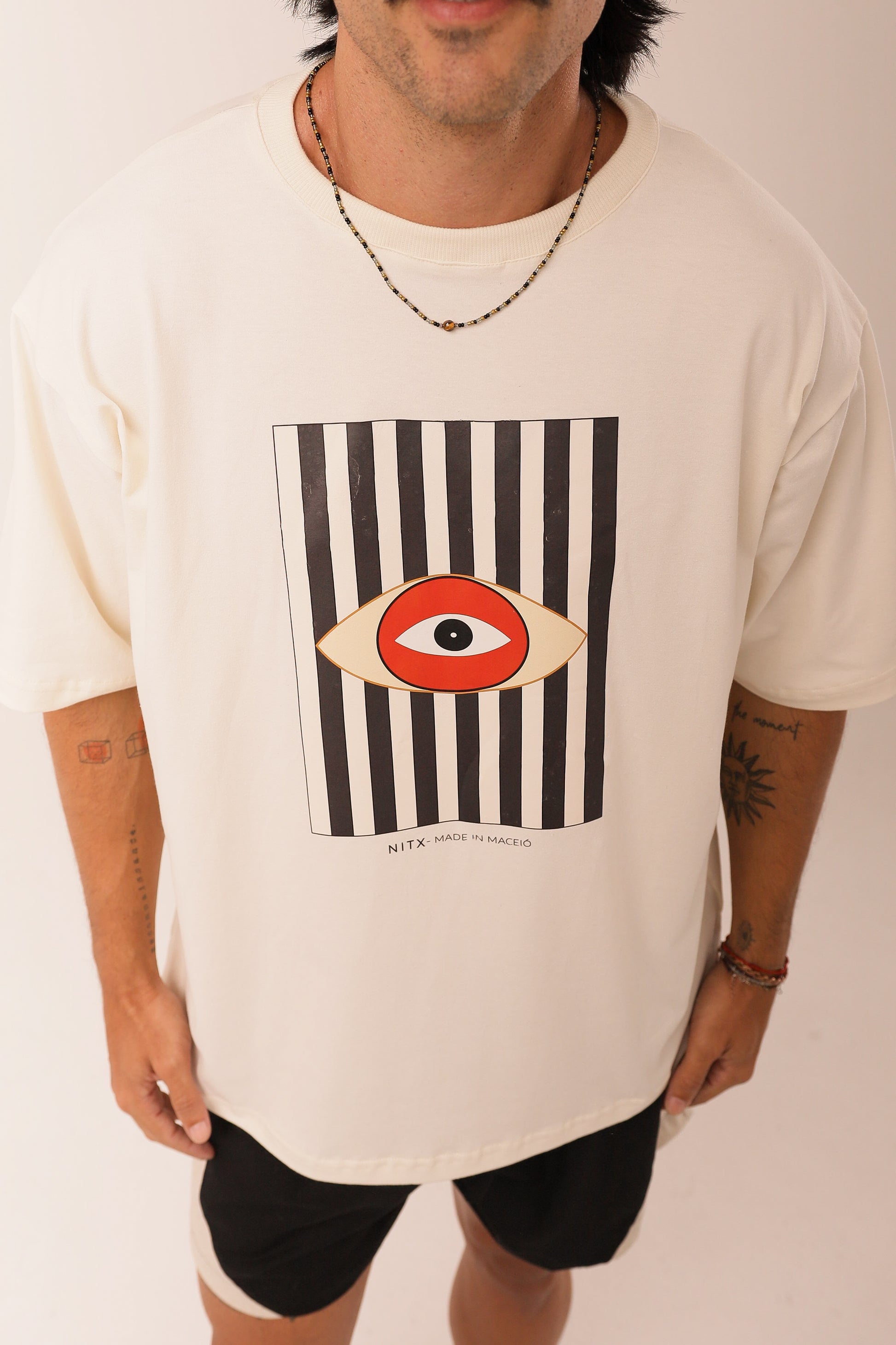 T-Shirt Over Olhar Sagrado Off White