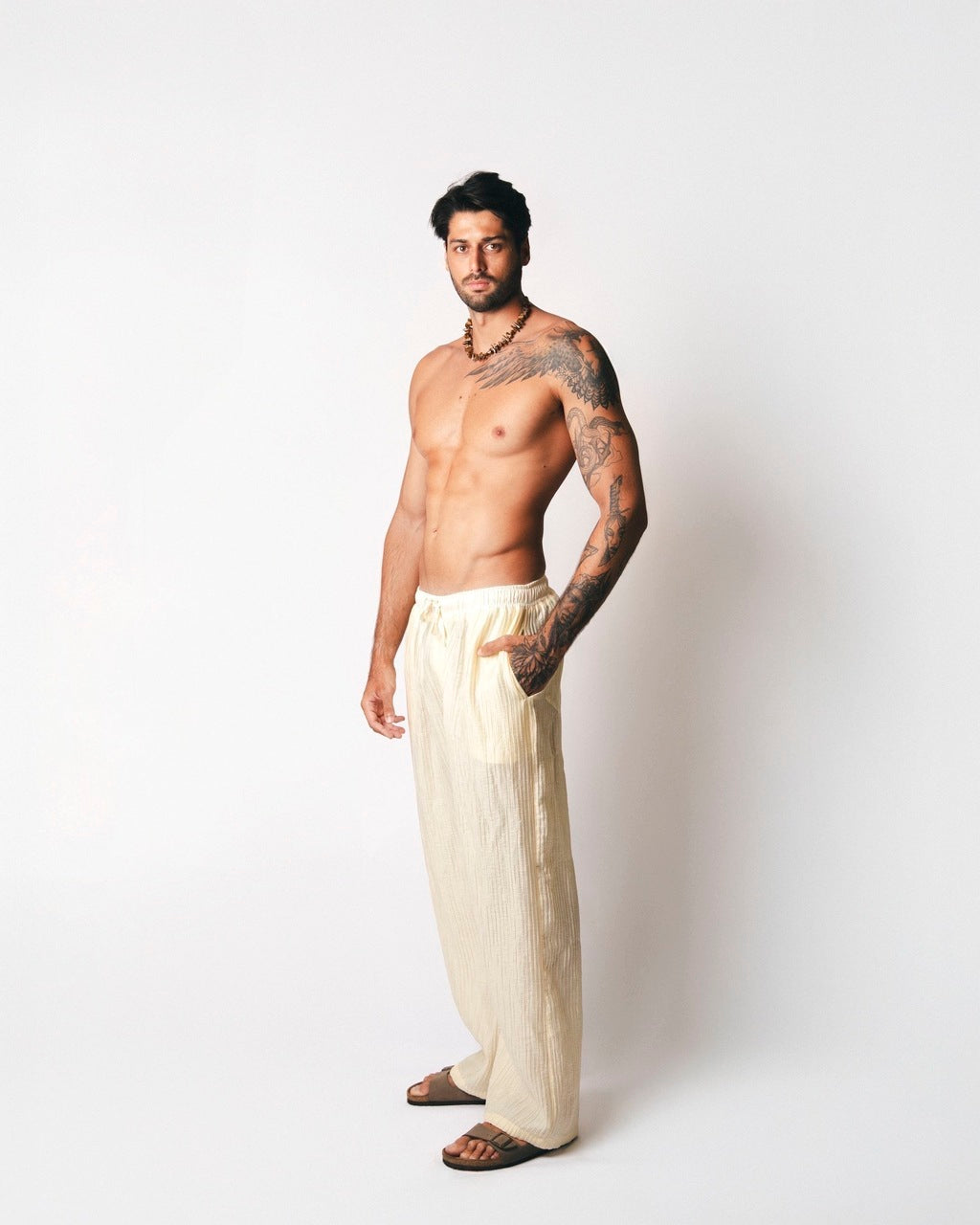 Calça Ampla Plissada Amarela
