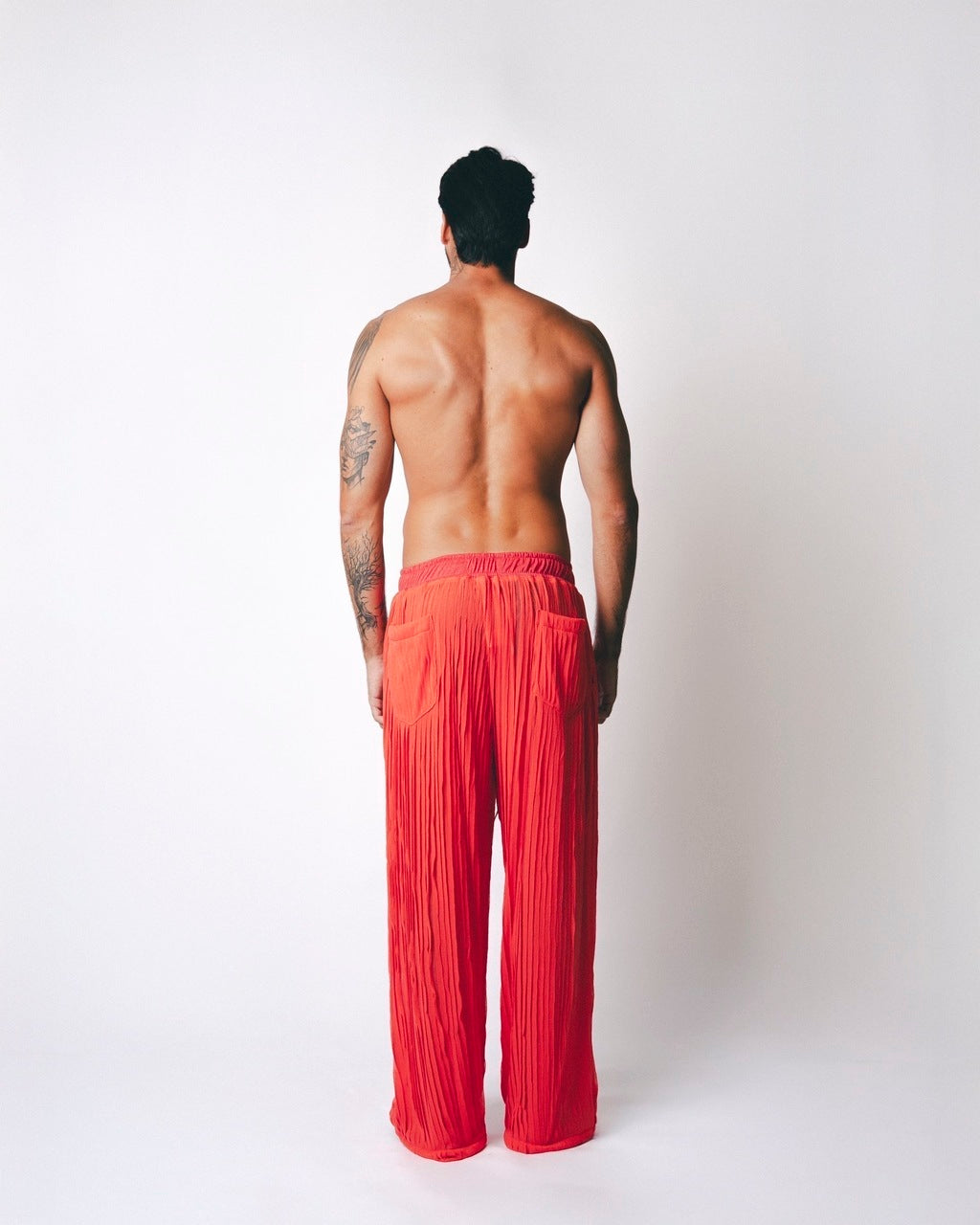 Calça Ampla Plissada Goiaba