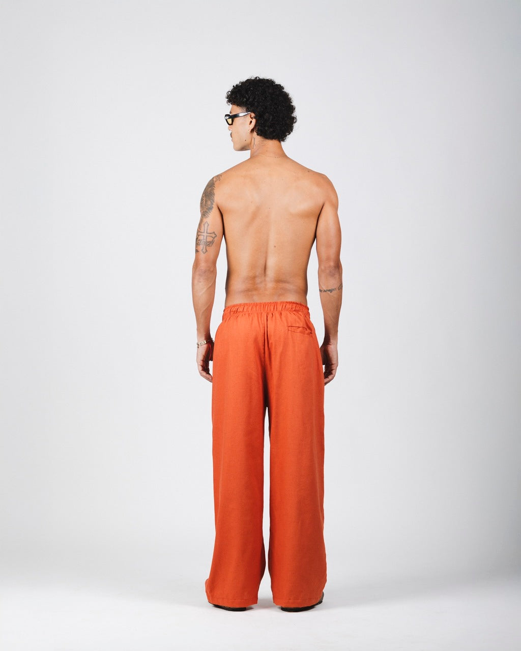 Calça Ampla Pregas Terracota