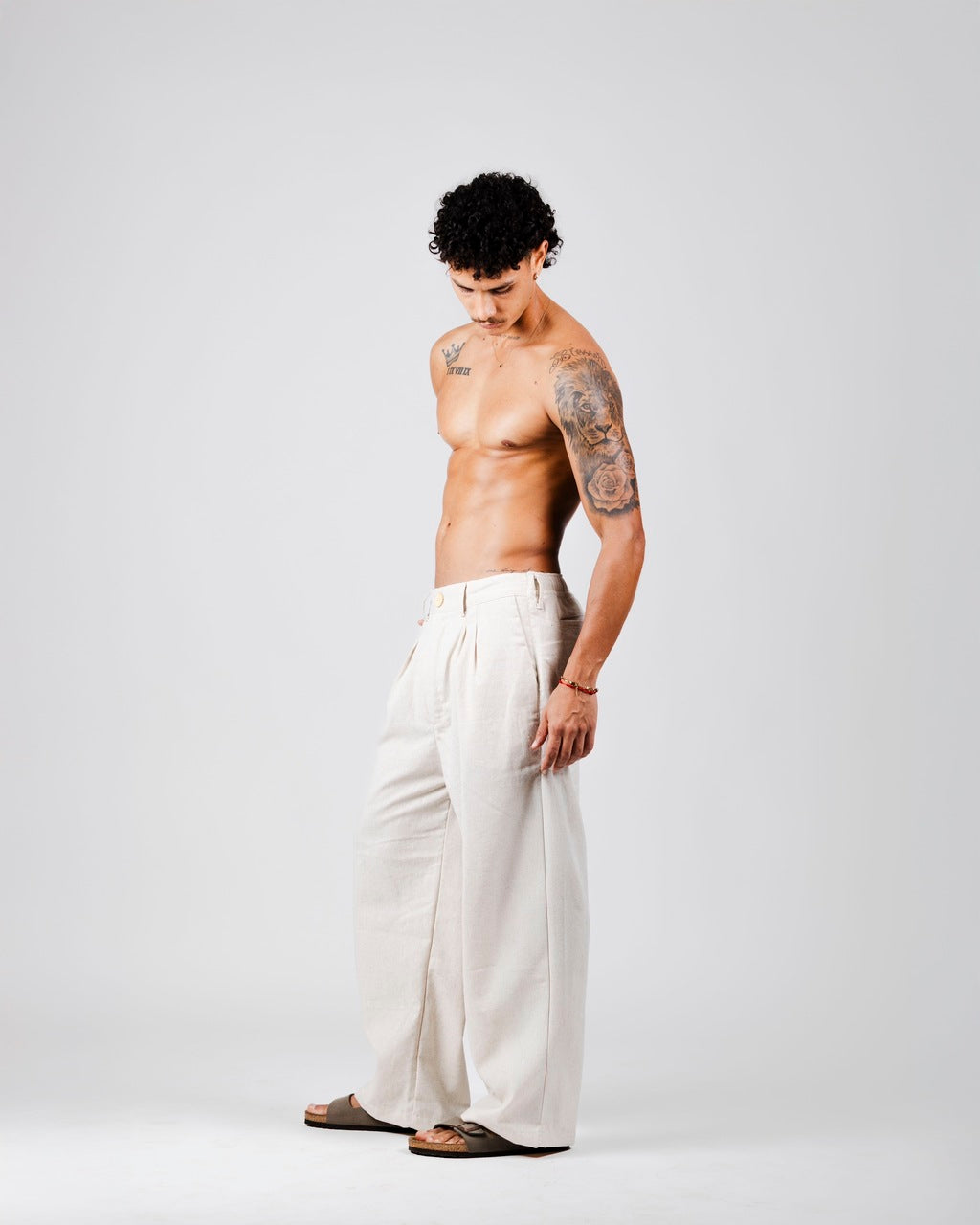 Calça Over Pregas Natural