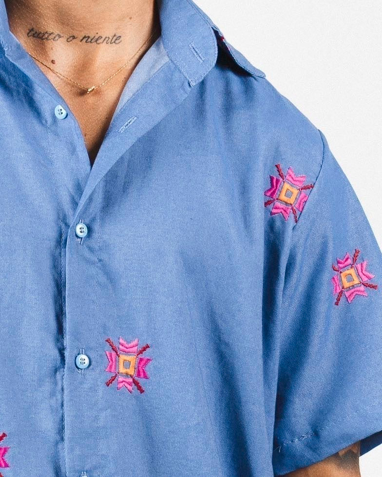 Camisa Linho Bordado Azul