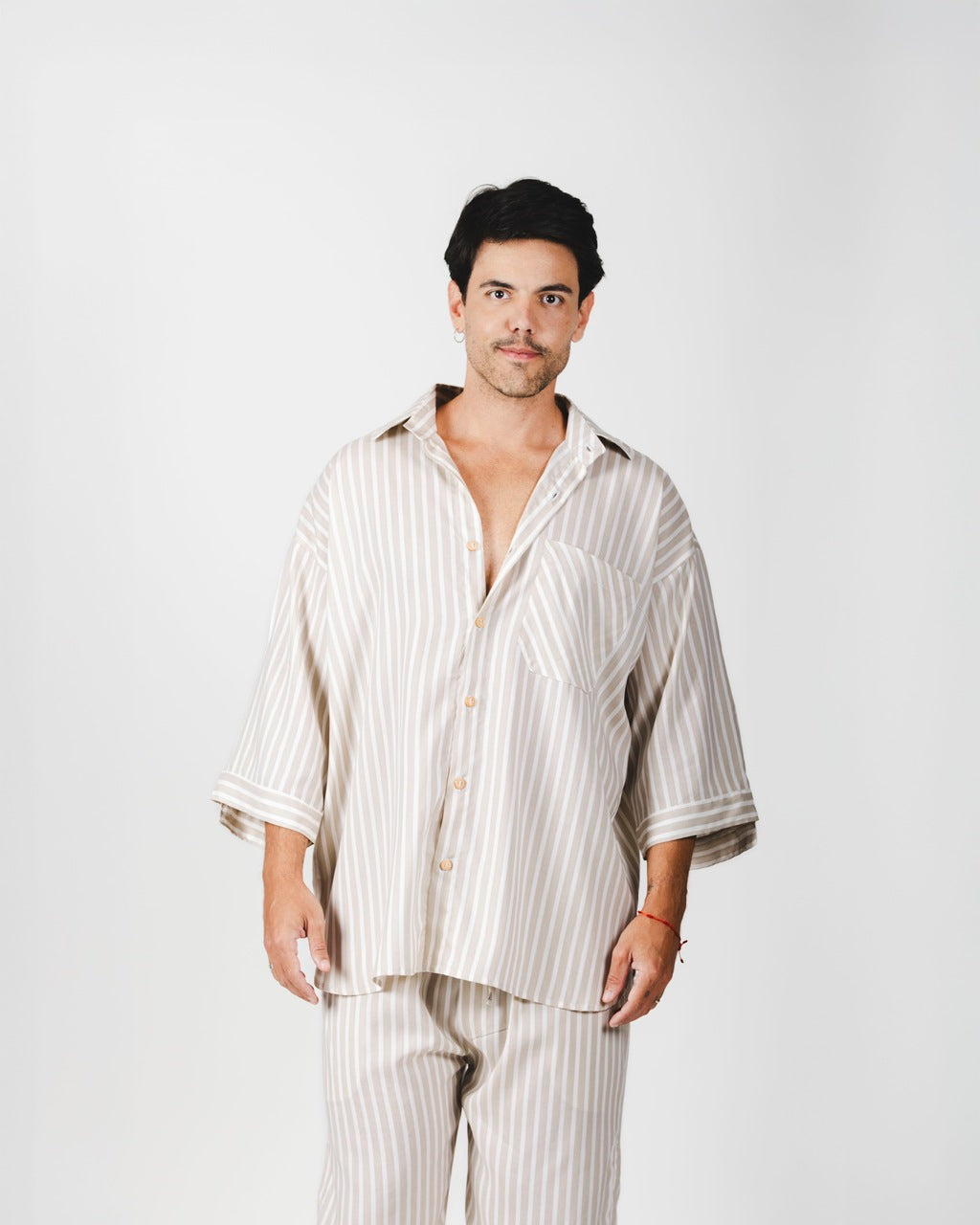 Camisa Listras Oversized Cinza