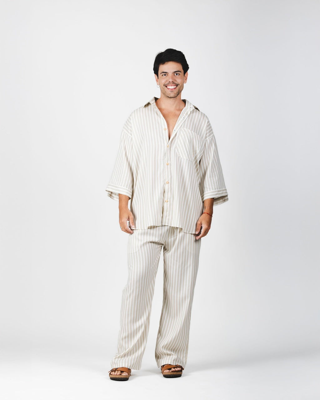 Camisa Listras Oversized Cinza