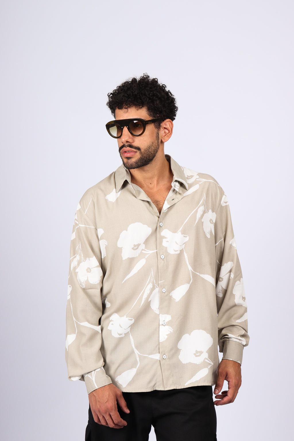 Camisa Manga Longa Flores Cinza