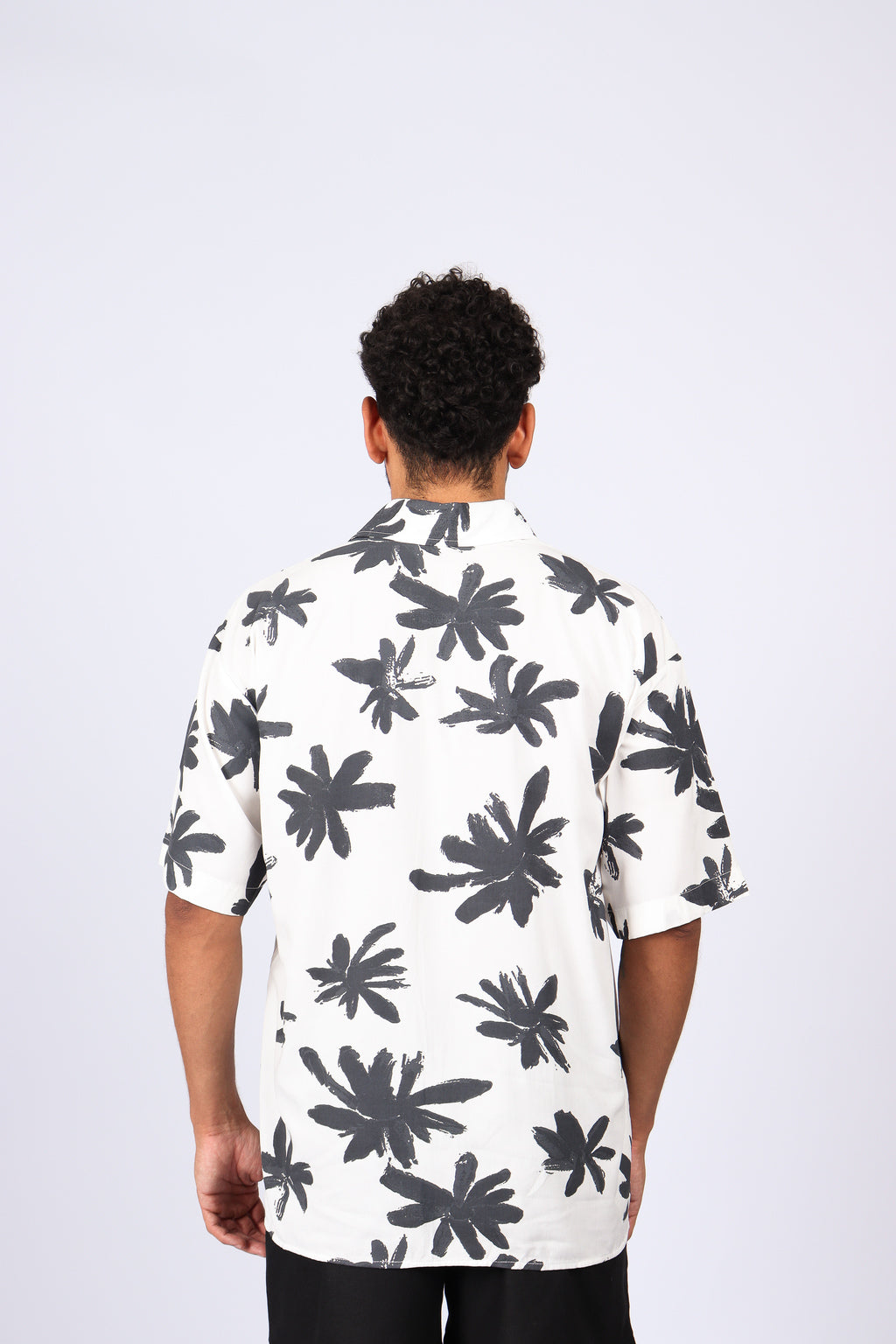 Camisa Over Estampada Flores Off White