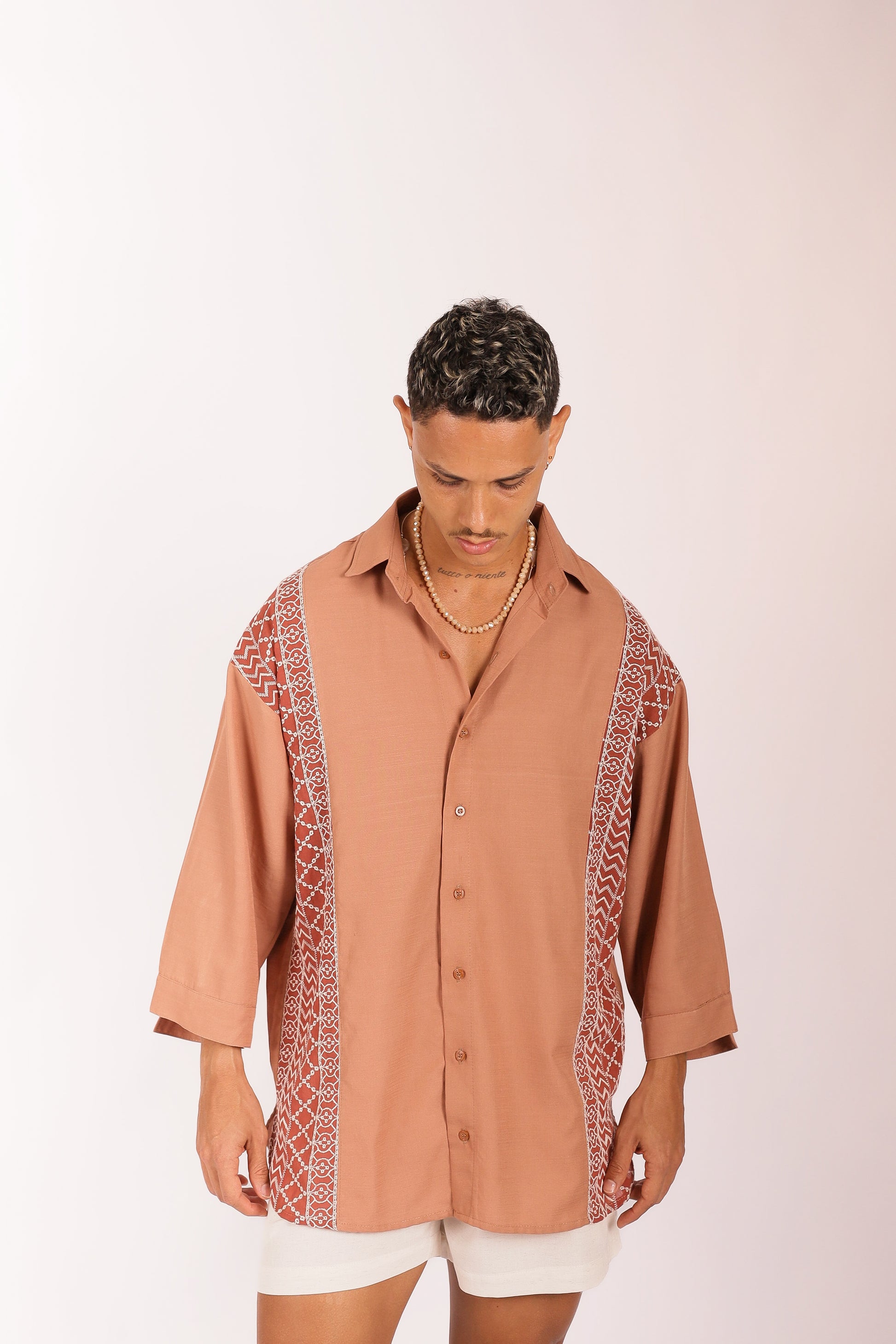 Camisa Oversize Bordado Terracota