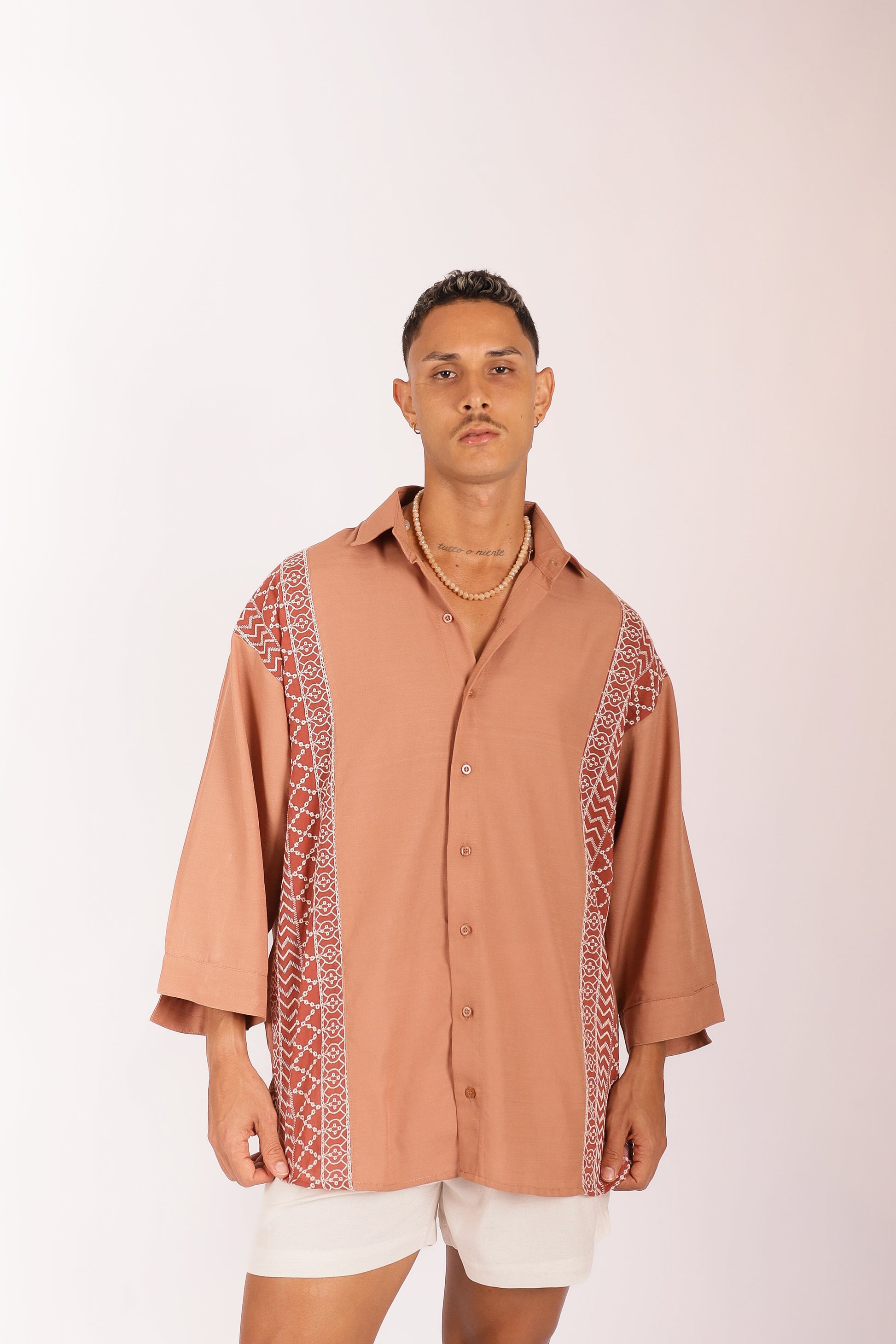 Camisa Oversize Bordado Terracota