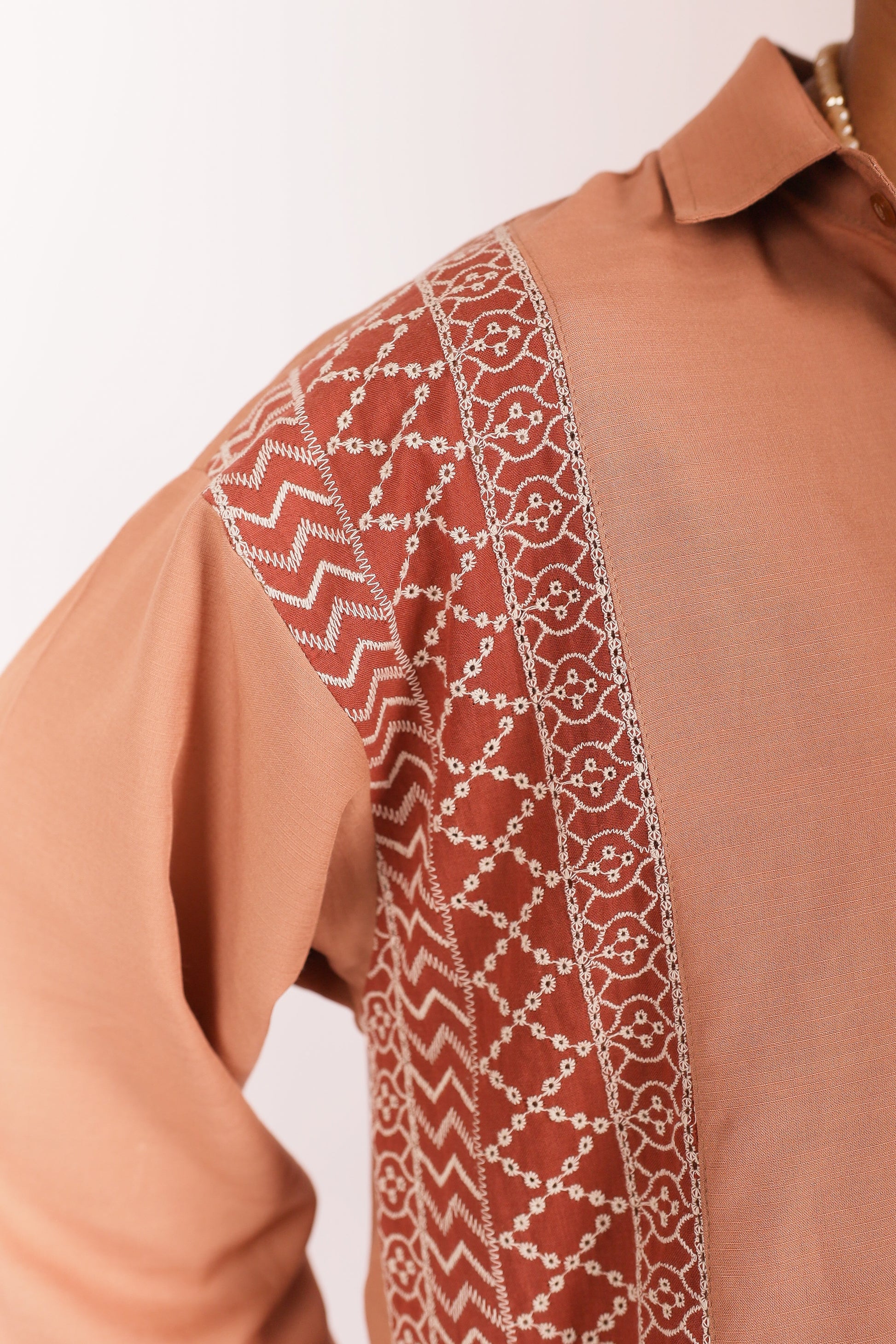 Camisa Oversize Bordado Terracota