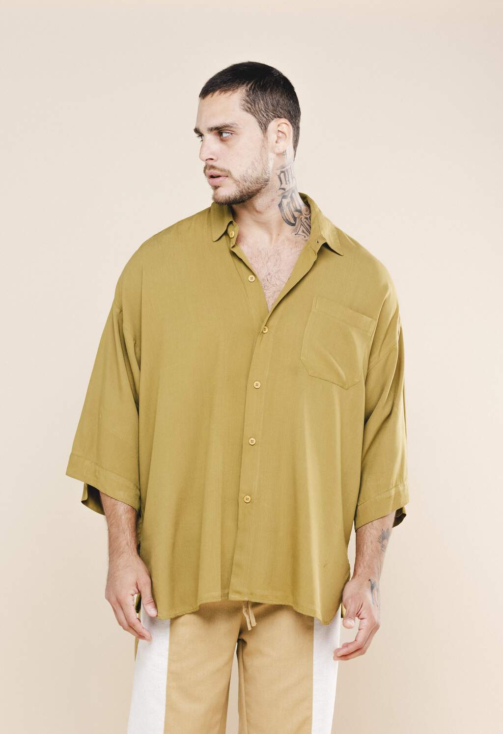 Camisa Oversized Verde Militar