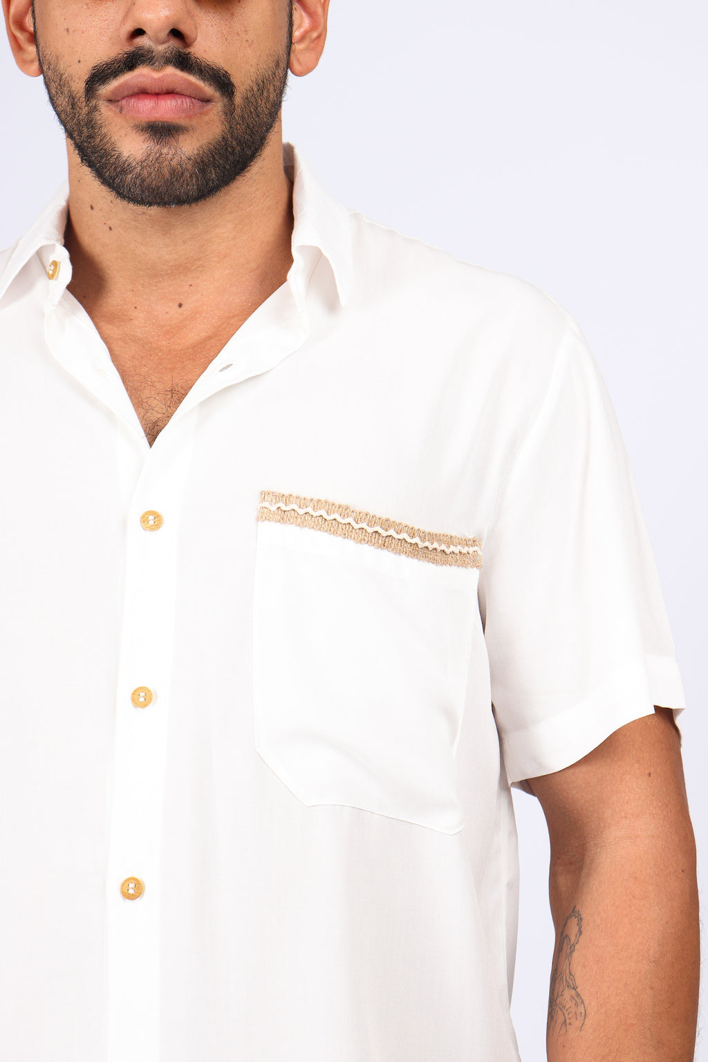 Camisa Viscose Bolso Detalhes Off White
