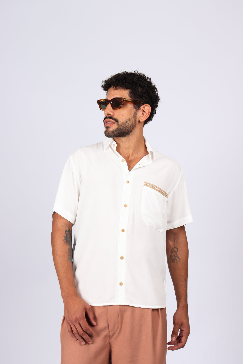 Camisa Viscose Bolso Detalhes Off White