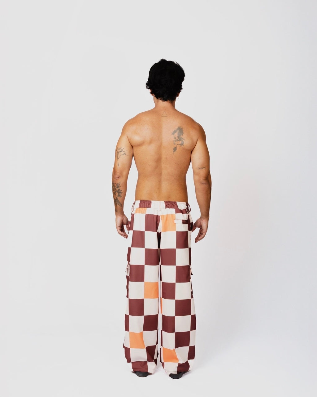 Calça Cargo Xadrez Marrom