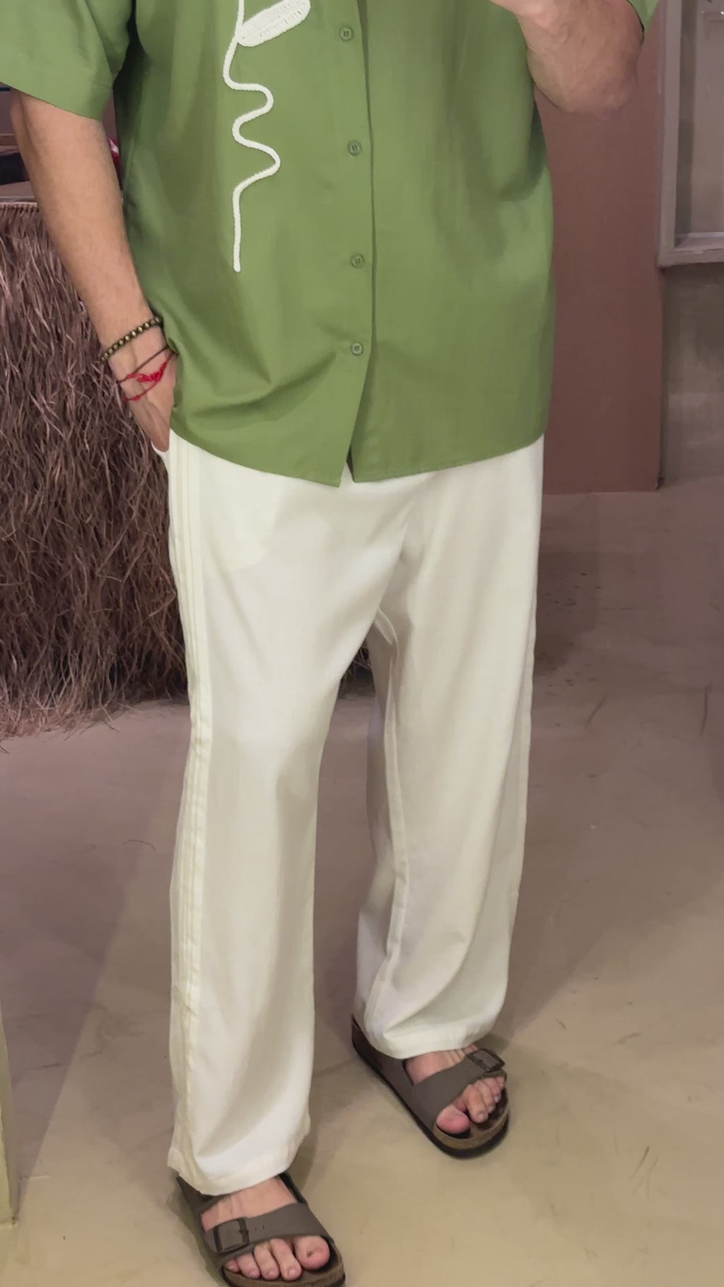 Calça Linho com Pregas Laterais Natural