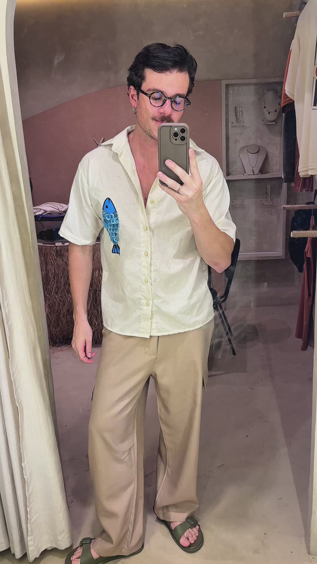 Camisa Linho Peixe Escamas de Madrepérola